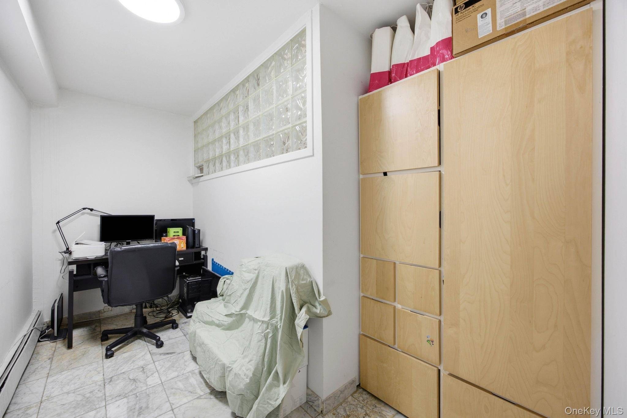 Apartamento de 2 Dormitorios en Venta en College Point - Nueva York - EE. UU. - 6