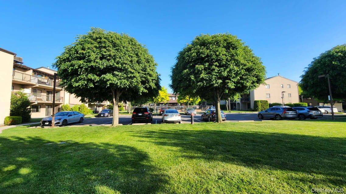 Apartamento de 2 Dormitorios en Venta en College Point - Nueva York - EE. UU. - 3