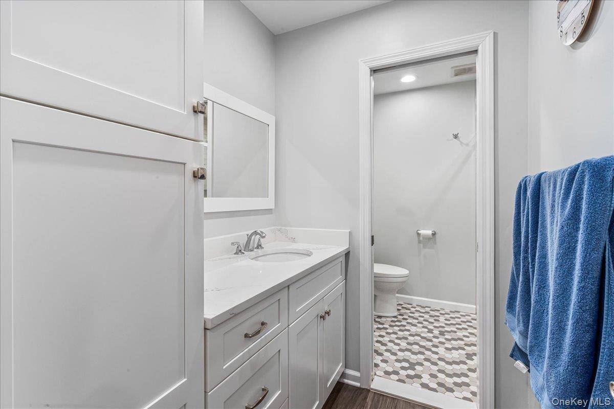 Apartamento com 2 Quartos à Venda em Coram - Nova Iorque - EUA - 5