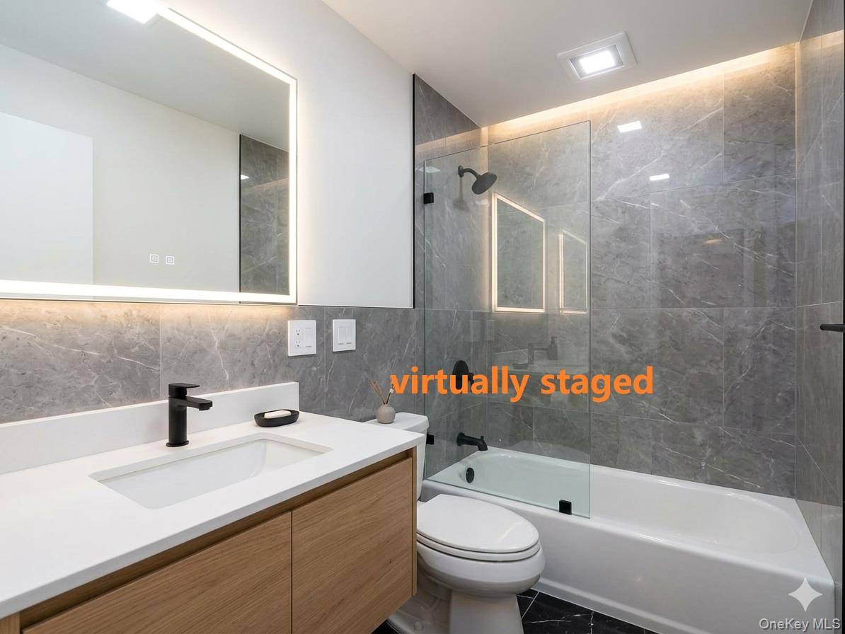 Apartamento de 2 Dormitorios en Venta en Corona - Nueva York - EE. UU. - 7