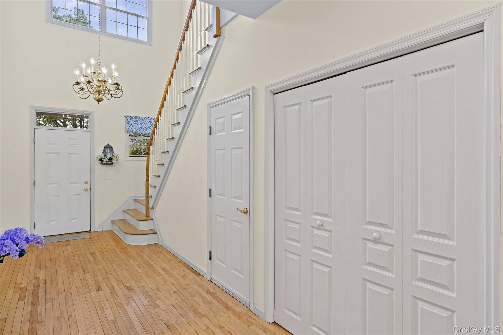 Apartamento com 2 Quartos à Venda em East Setauket - Nova Iorque - EUA - 2