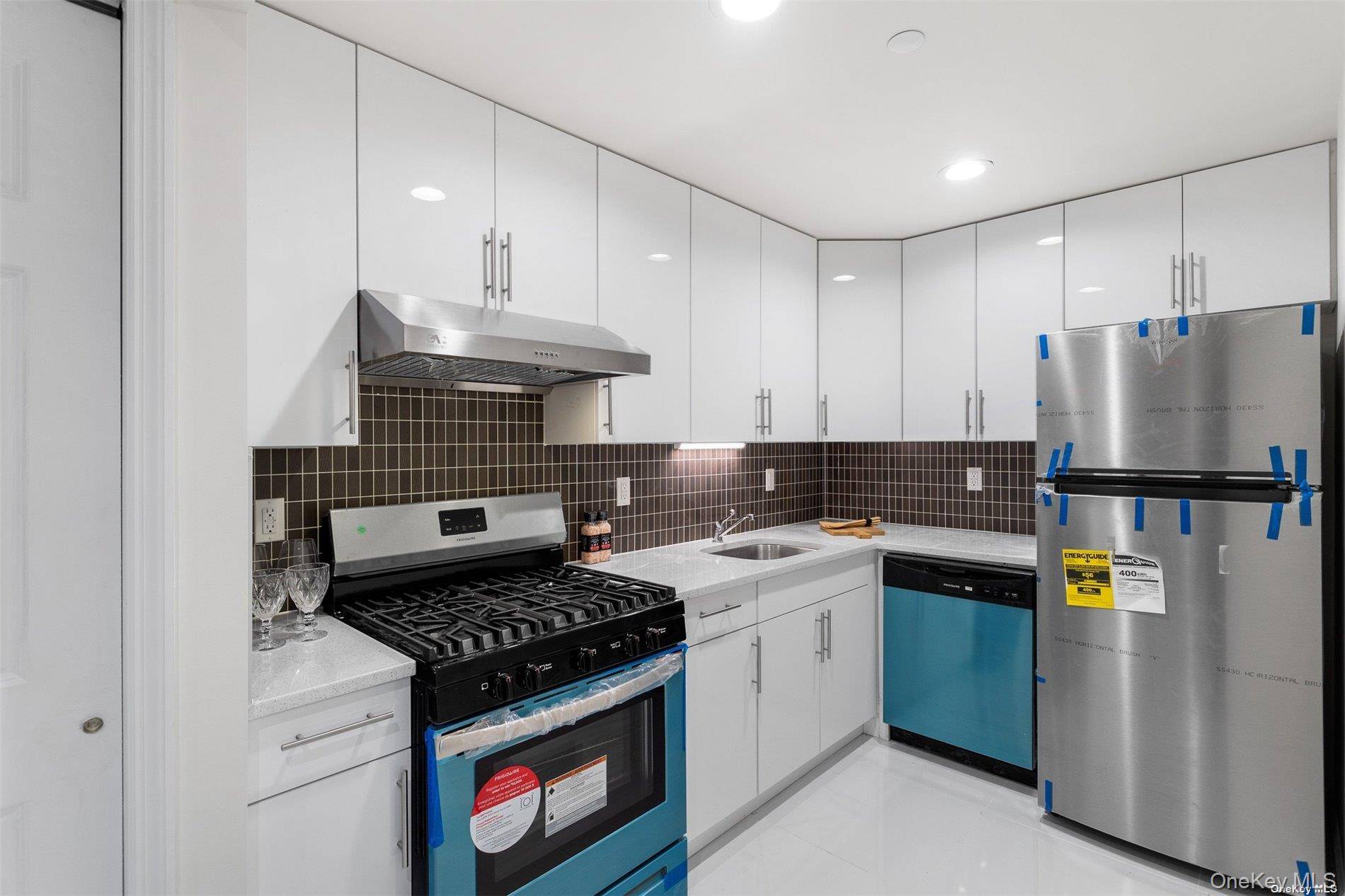 Apartamento com 2 Quartos à Venda em Elmhurst - Nova Iorque - EUA - 6