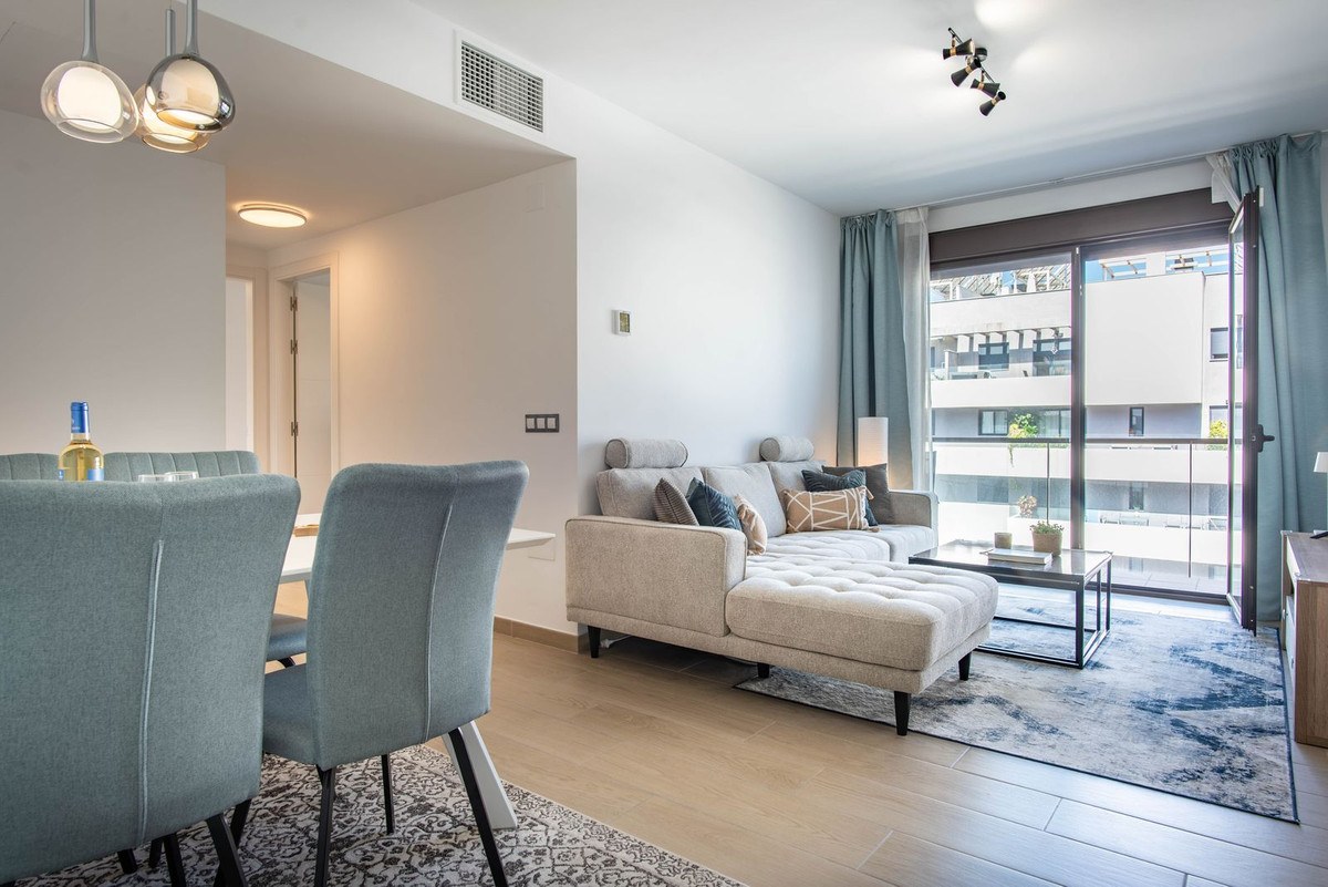 Apartamento com 2 Quartos à Venda em Estepona - Costa del Sol - 3
