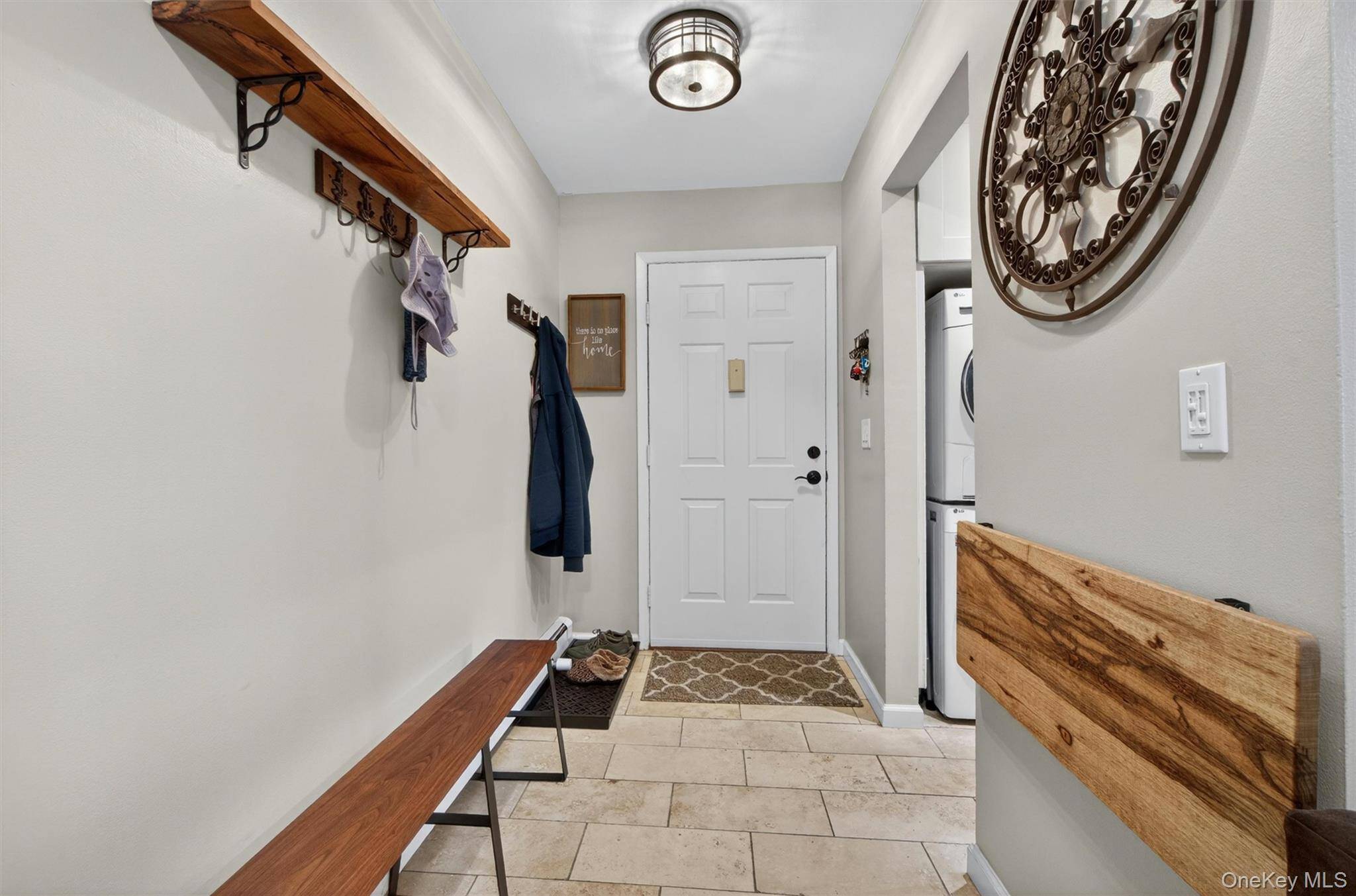 2 Bedroom Home for Sale in Fishkill - New York - USA - 6