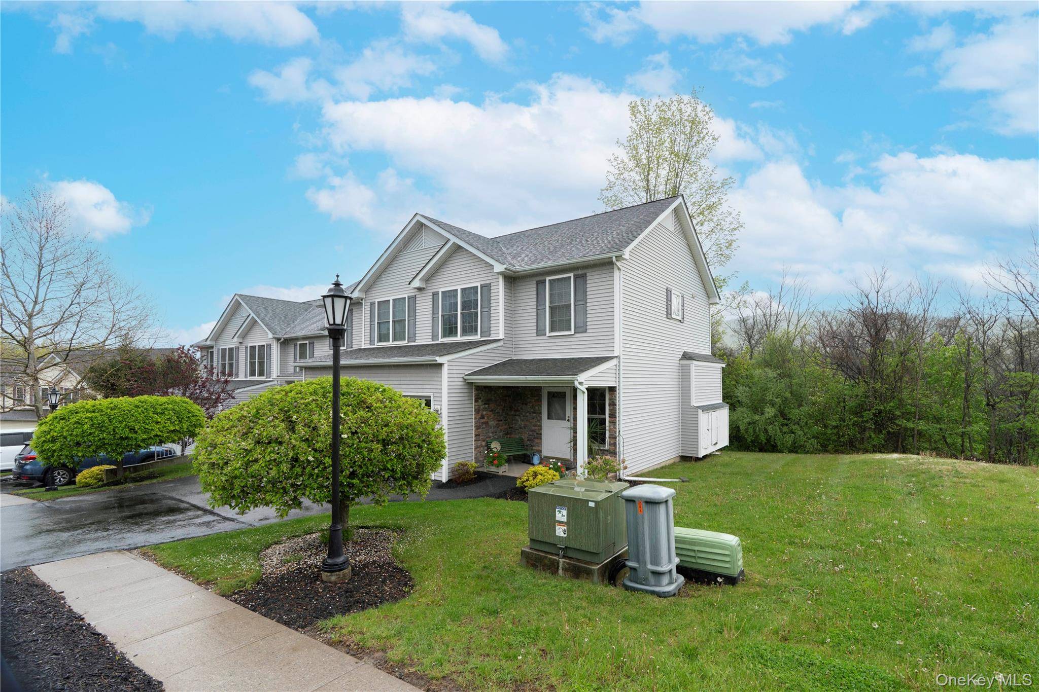 2 Bedroom Home for Sale in Fishkill - New York - USA - 2