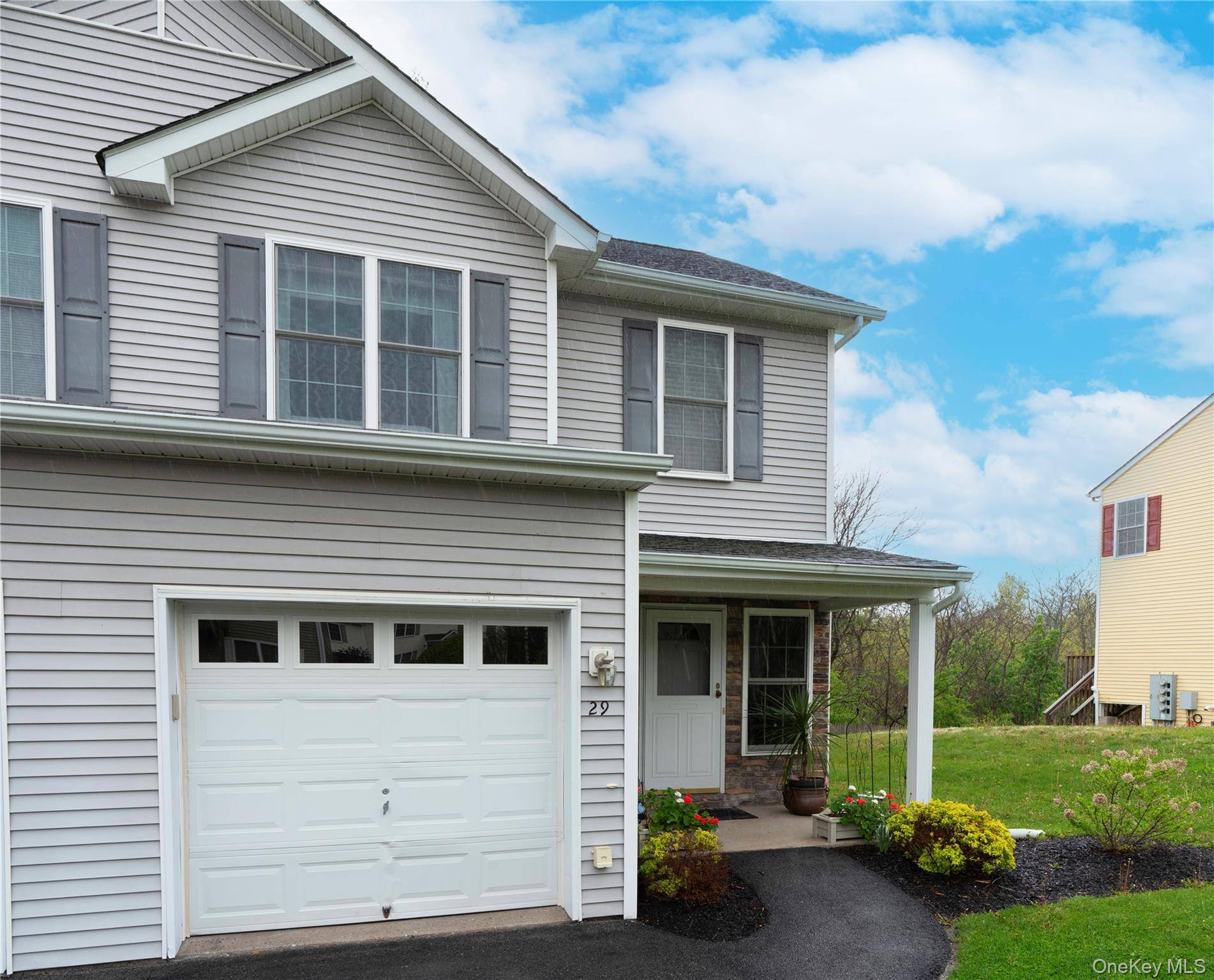 2 Bedroom Home for Sale in Fishkill - New York - USA - 4