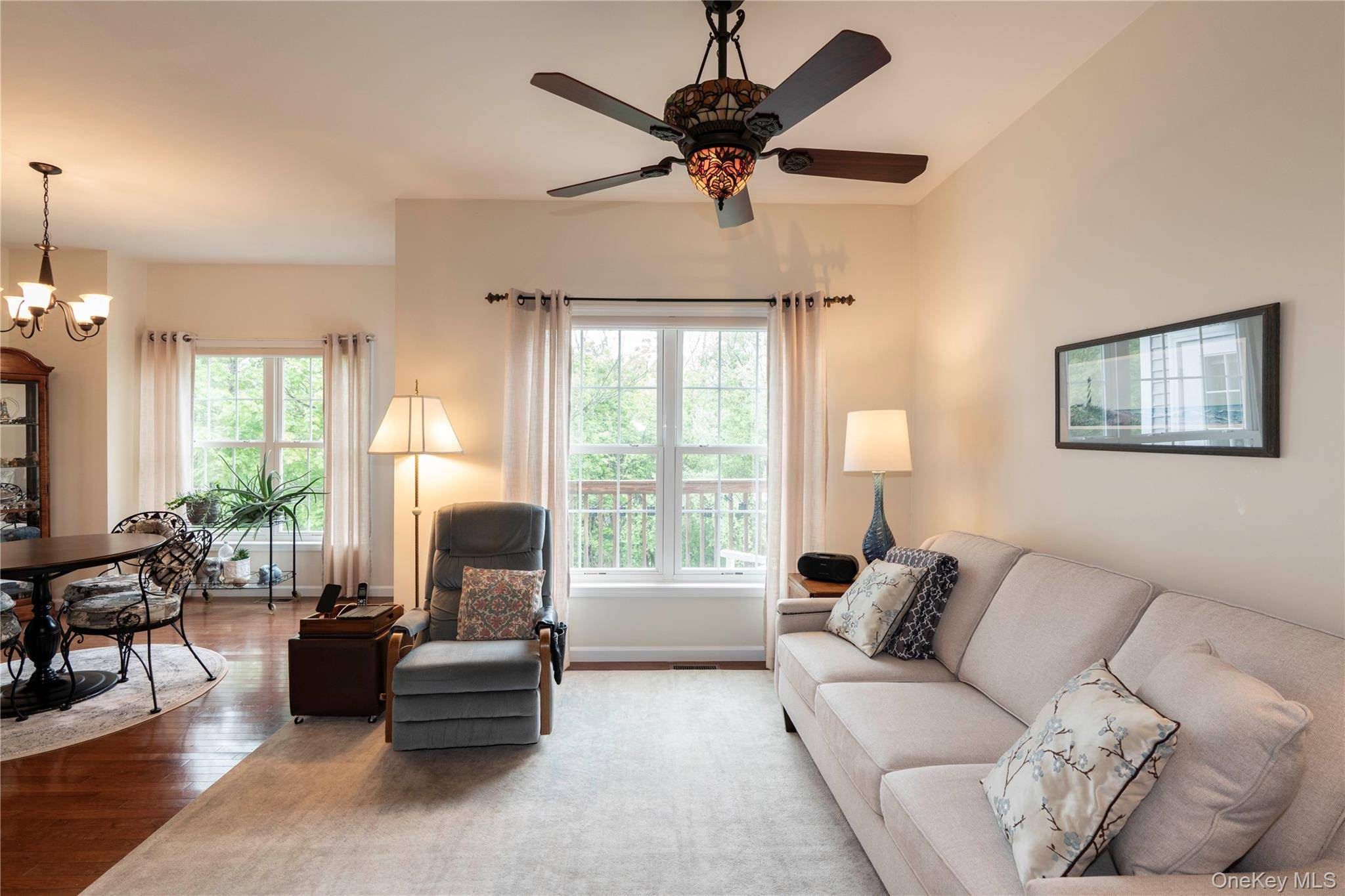 2 Bedroom Home for Sale in Fishkill - New York - USA - 7