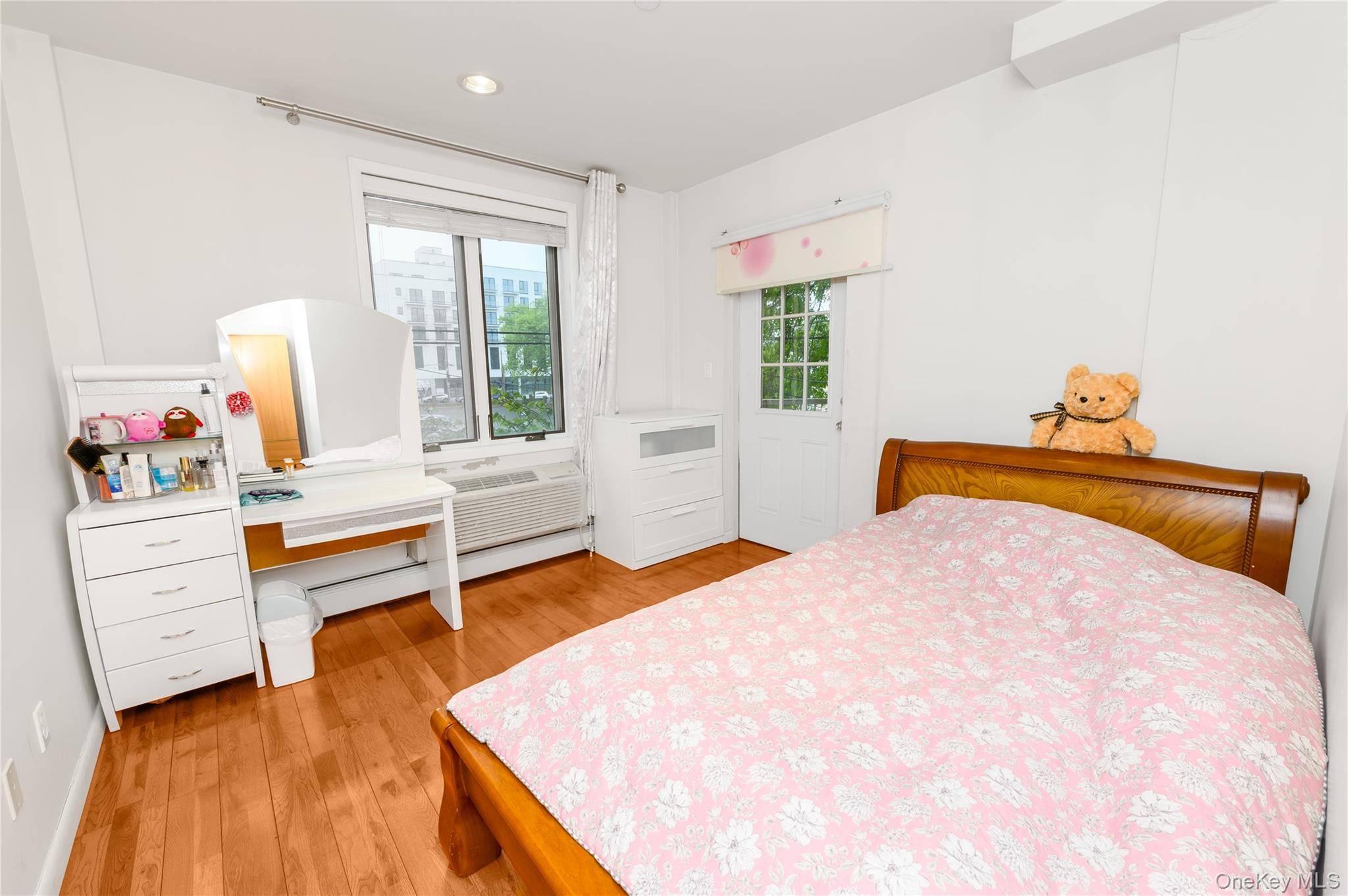 Apartamento de 2 Dormitorios en Venta en Flushing - Nueva York - EE. UU. - 8