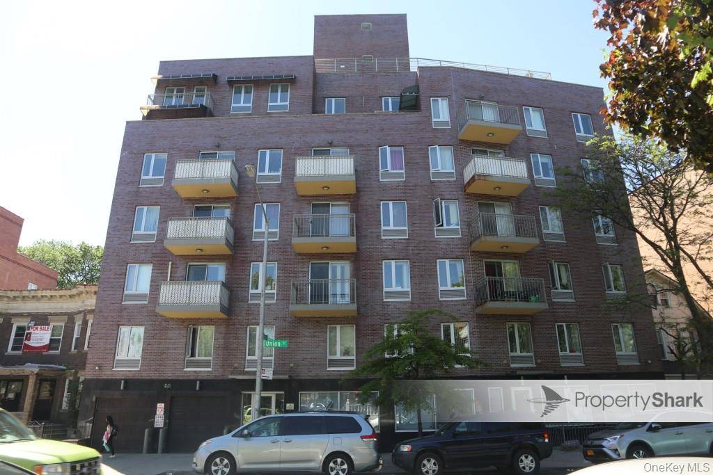 Apartamento com 2 Quartos à Venda em Flushing - Nova Iorque - EUA - 1