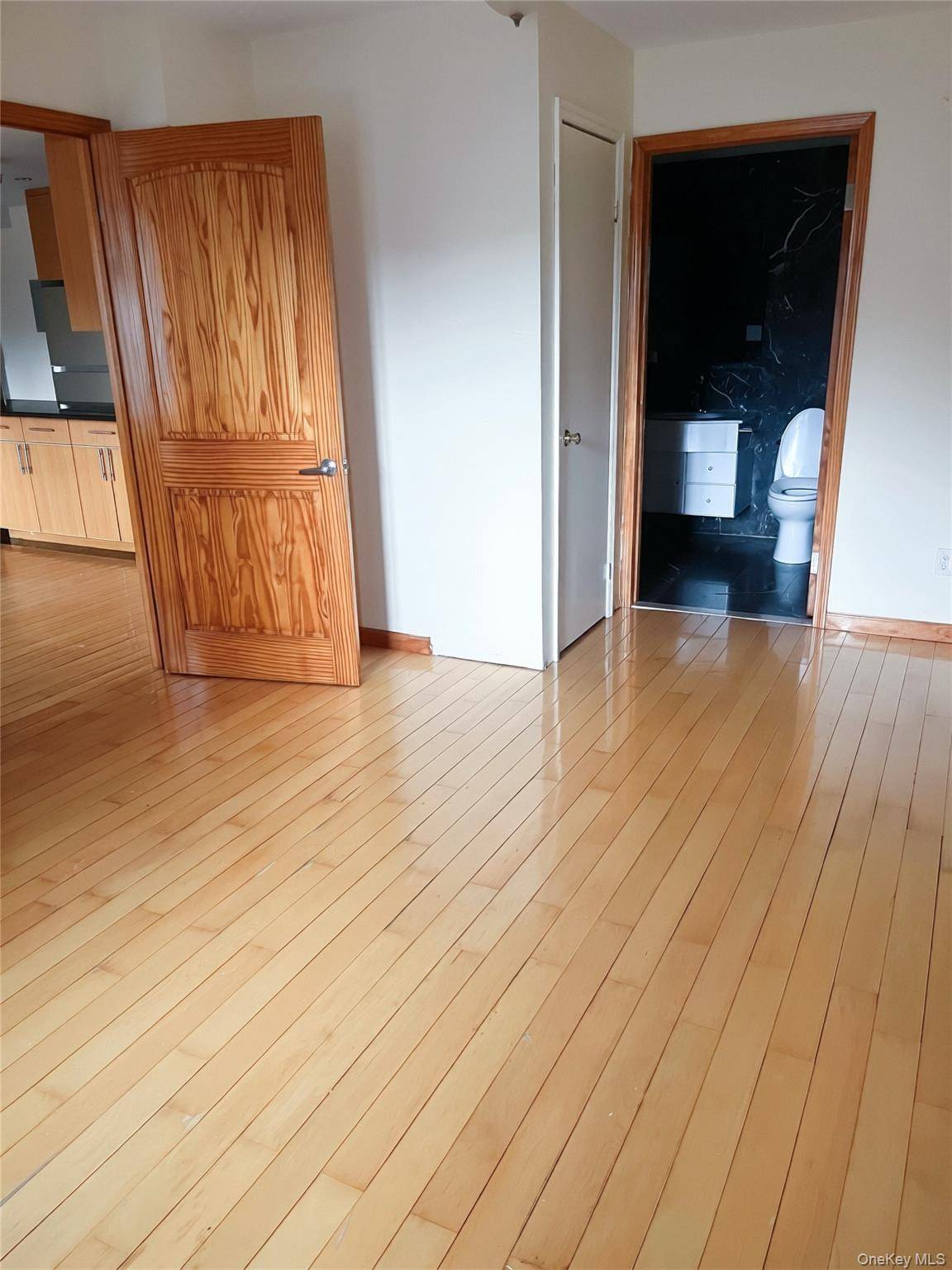 Apartamento com 2 Quartos à Venda em Flushing - Nova Iorque - EUA - 4