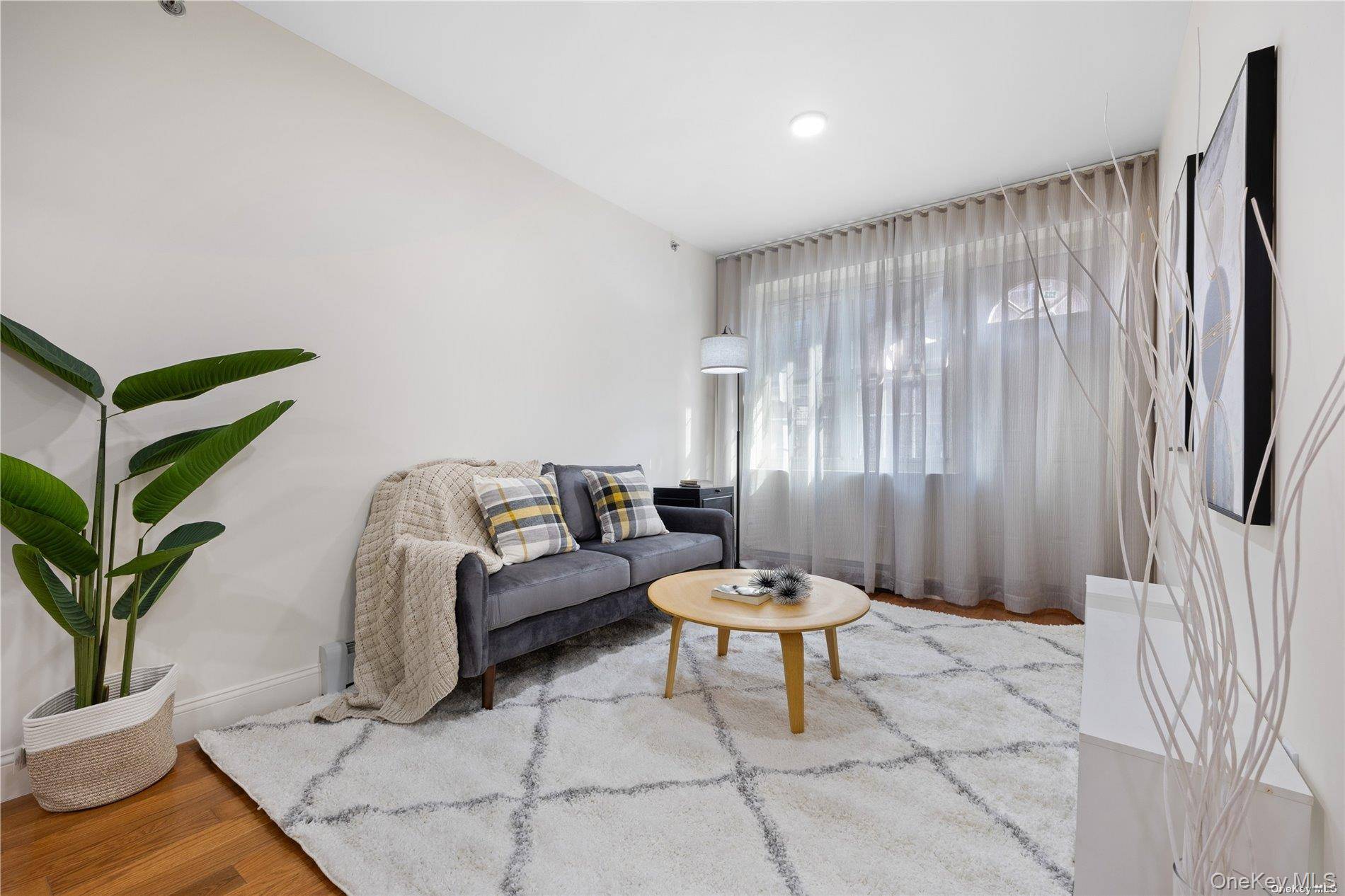 Apartamento com 2 Quartos à Venda em Flushing - Nova Iorque - EUA - 2