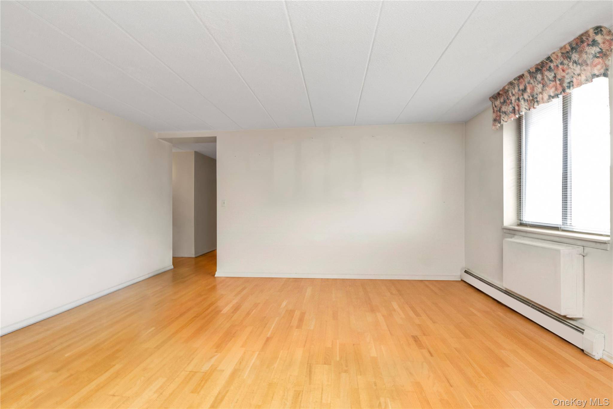 Apartamento com 2 Quartos à Venda em Flushing - Nova Iorque - EUA - 4