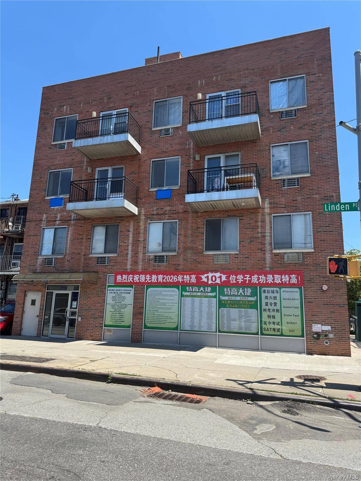 Apartamento com 2 Quartos à Venda em Flushing - Nova Iorque - EUA - 1