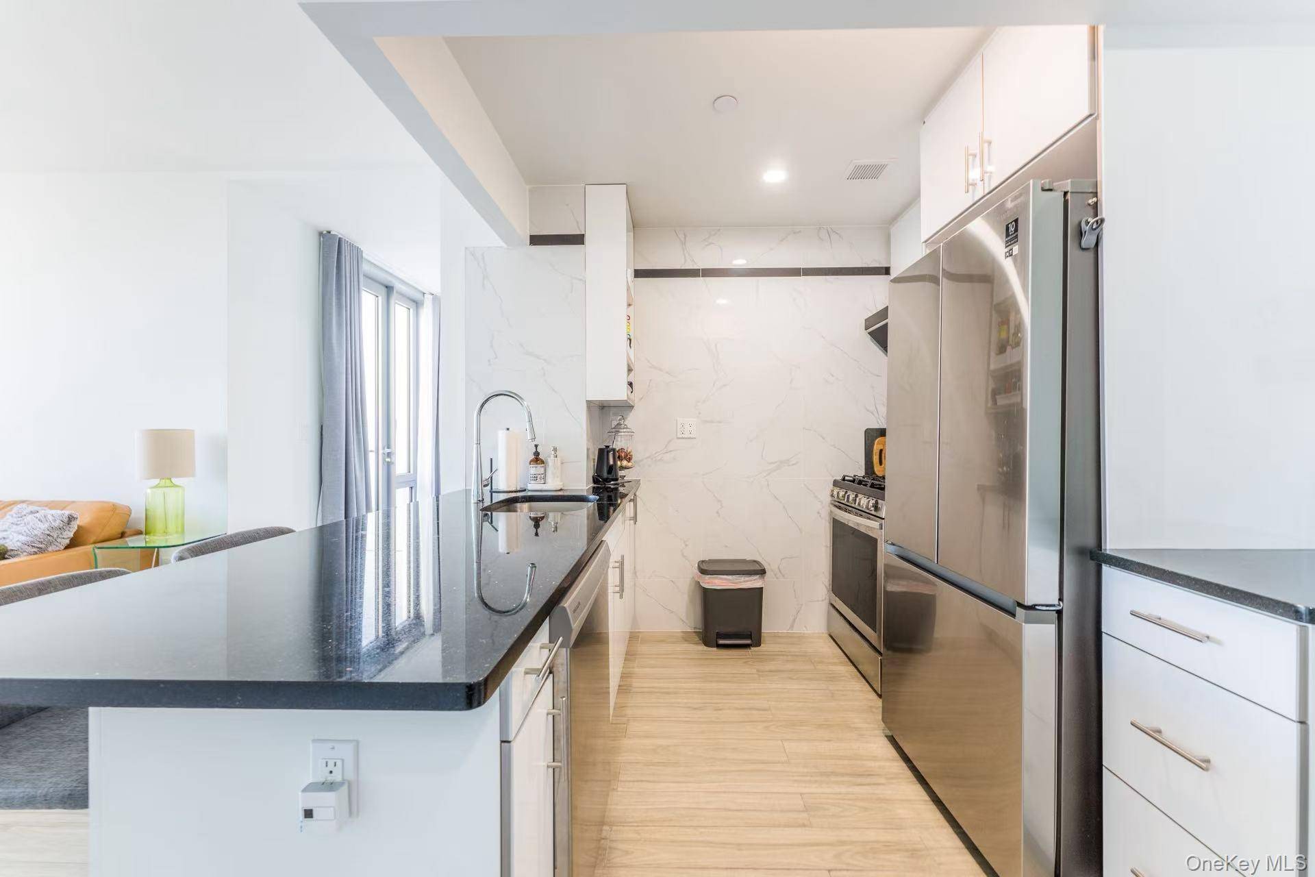 Apartamento com 2 Quartos à Venda em Flushing - Nova Iorque - EUA - 3