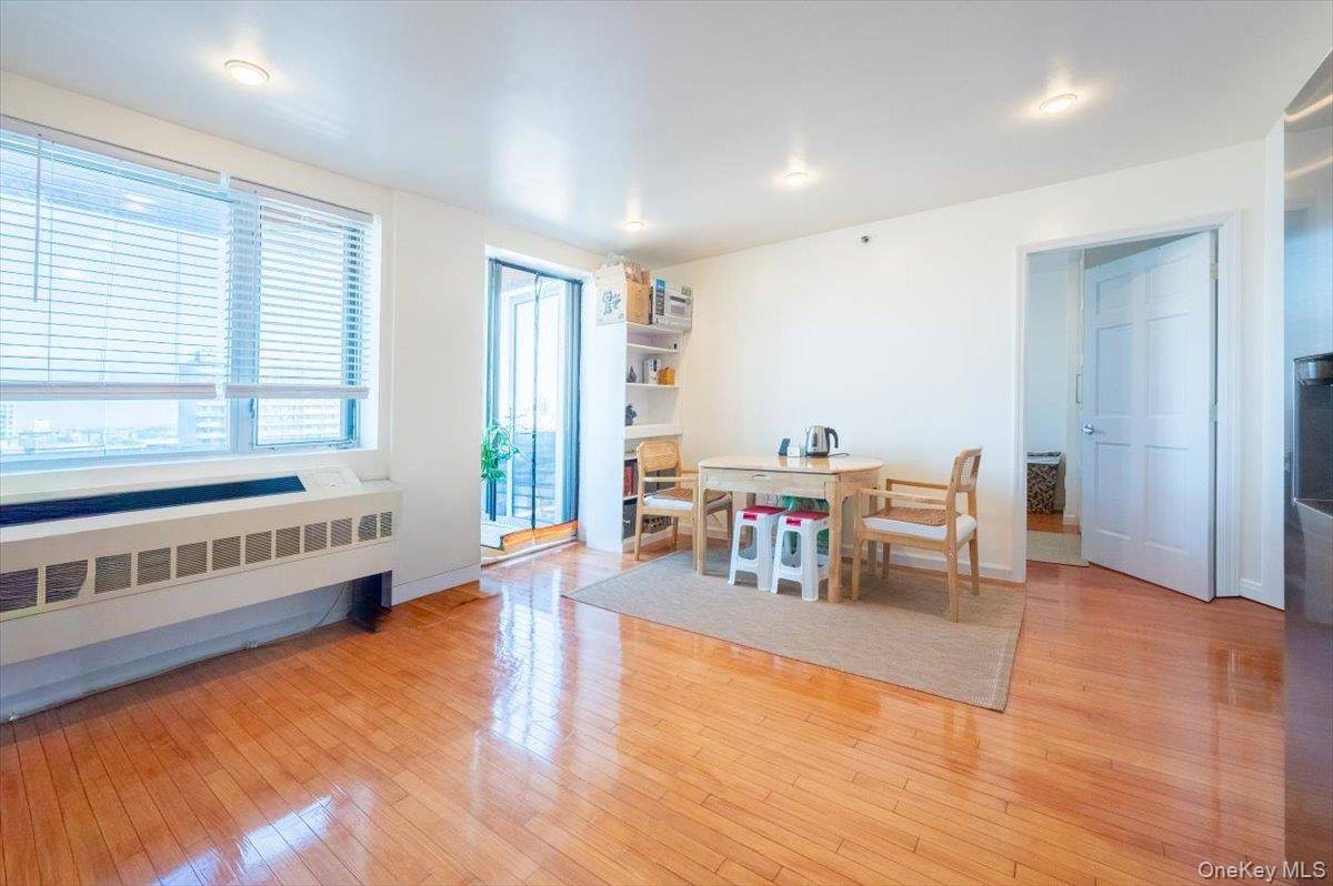 Apartamento com 2 Quartos à Venda em Flushing - Nova Iorque - EUA - 5