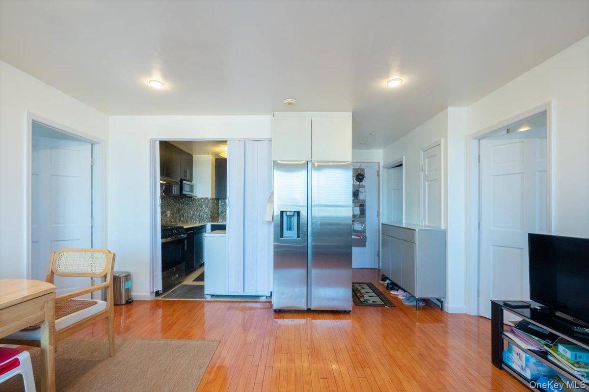 Apartamento com 2 Quartos à Venda em Flushing - Nova Iorque - EUA - 7