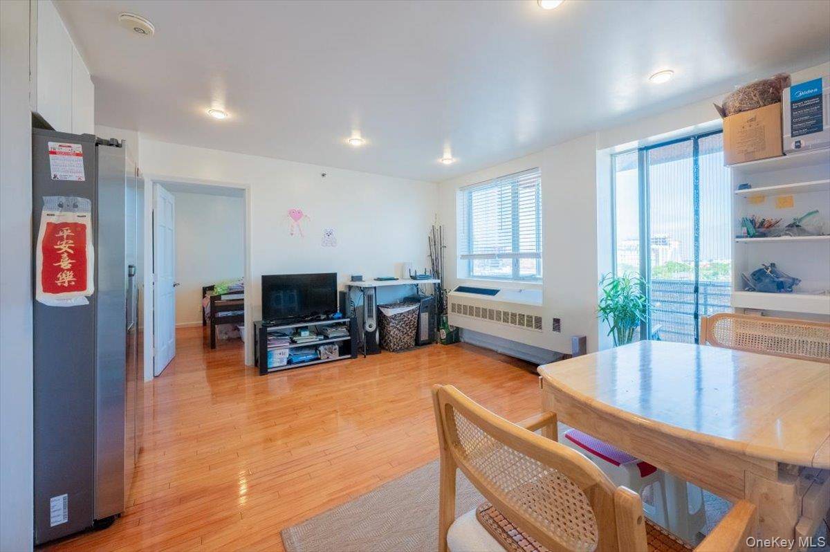 Apartamento com 2 Quartos à Venda em Flushing - Nova Iorque - EUA - 8