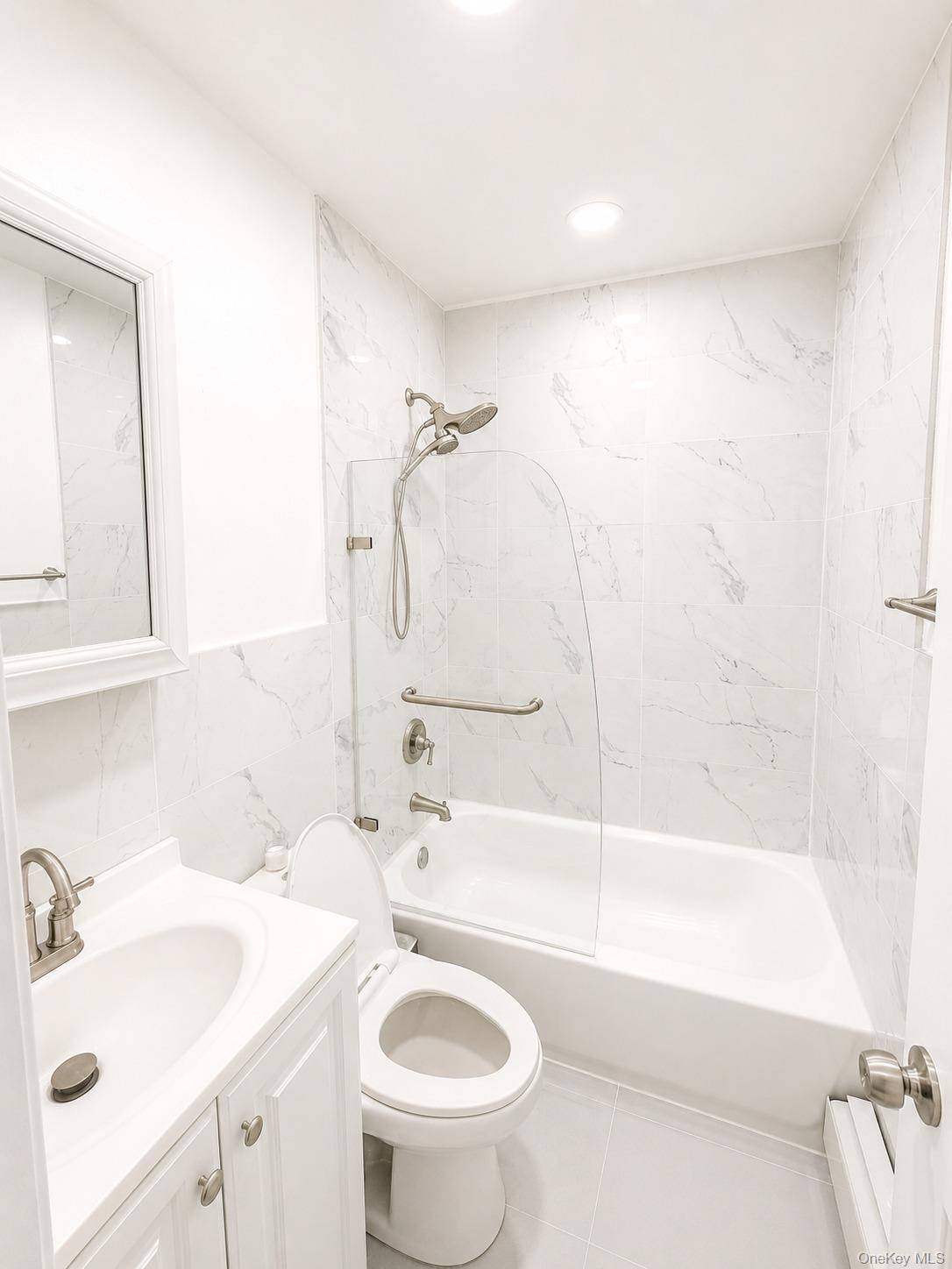Apartamento com 2 Quartos à Venda em Flushing - Nova Iorque - EUA - 3