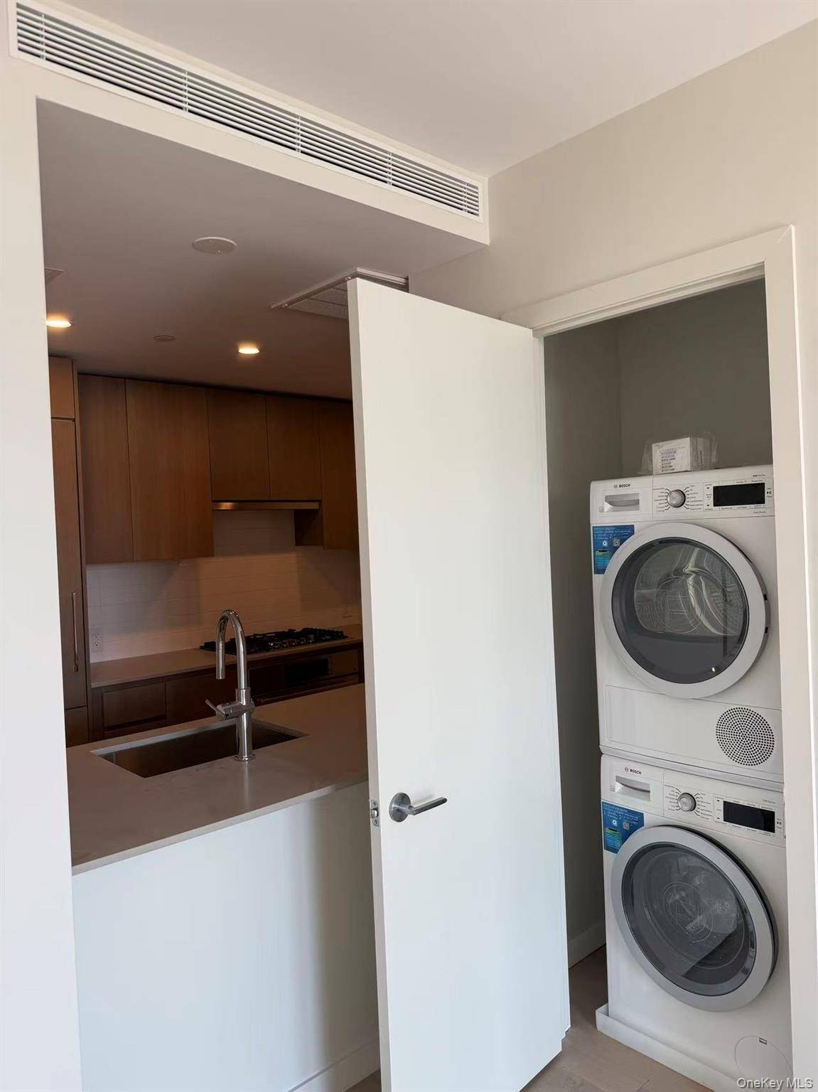Apartamento com 2 Quartos à Venda em Flushing - Nova Iorque - EUA - 4
