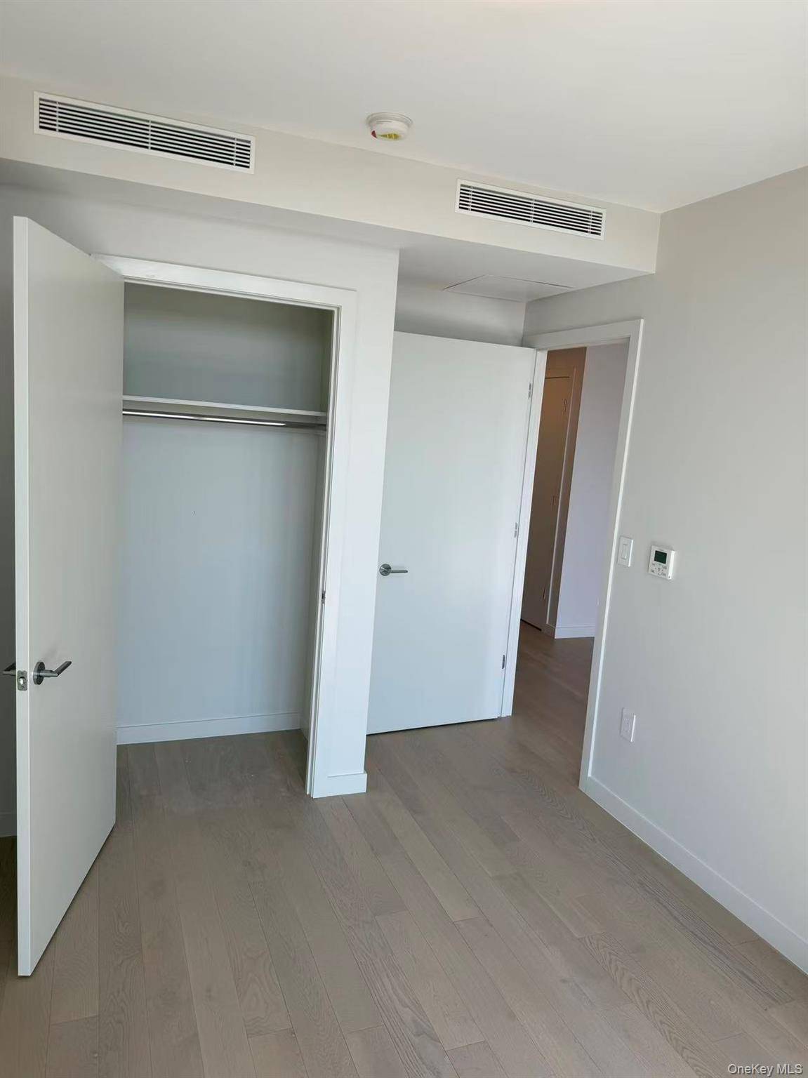 Apartamento com 2 Quartos à Venda em Flushing - Nova Iorque - EUA - 6