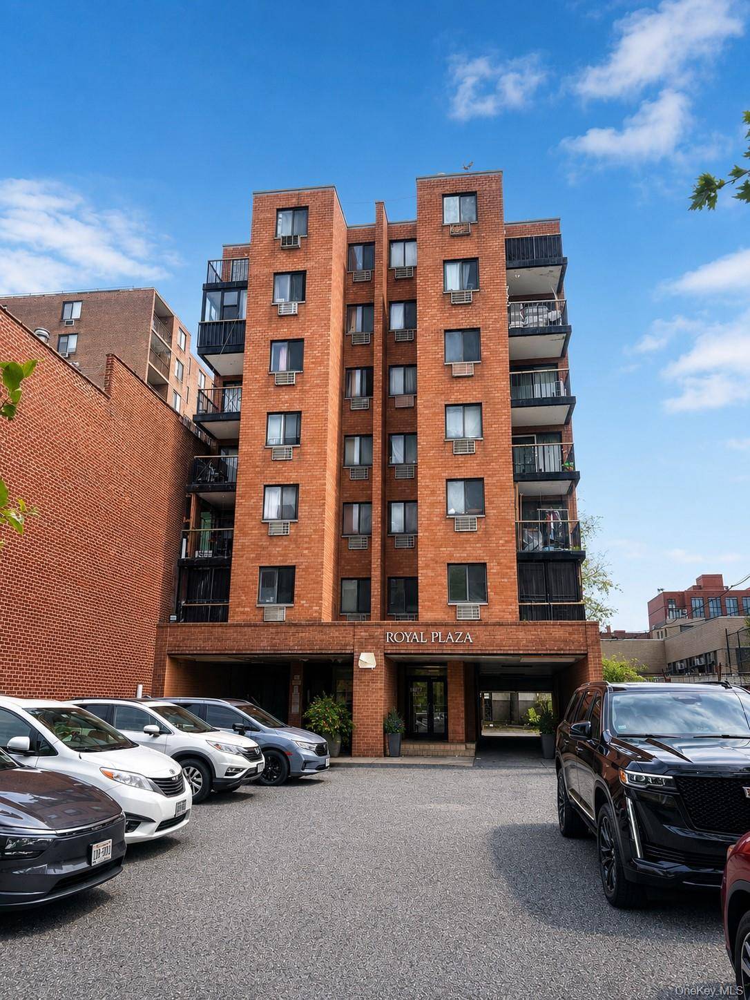 Apartamento de 2 Dormitorios en Venta en Flushing - Nueva York - EE. UU. - 1