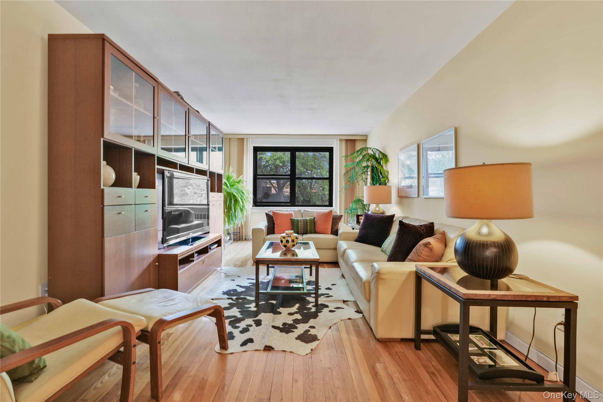 Apartamento com 2 Quartos à Venda em Flushing - Nova Iorque - EUA - 1