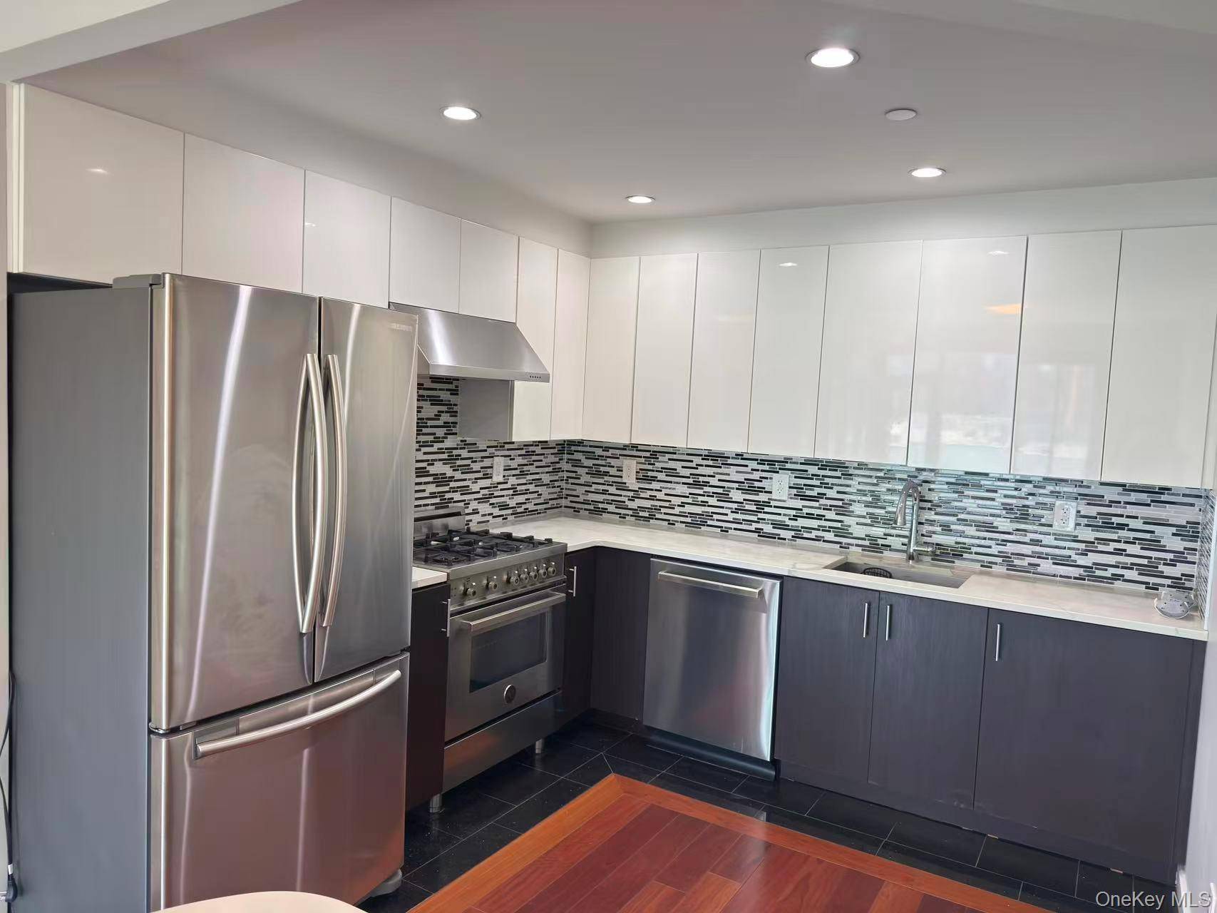 Apartamento com 2 Quartos à Venda em Flushing - Nova Iorque - EUA - 3