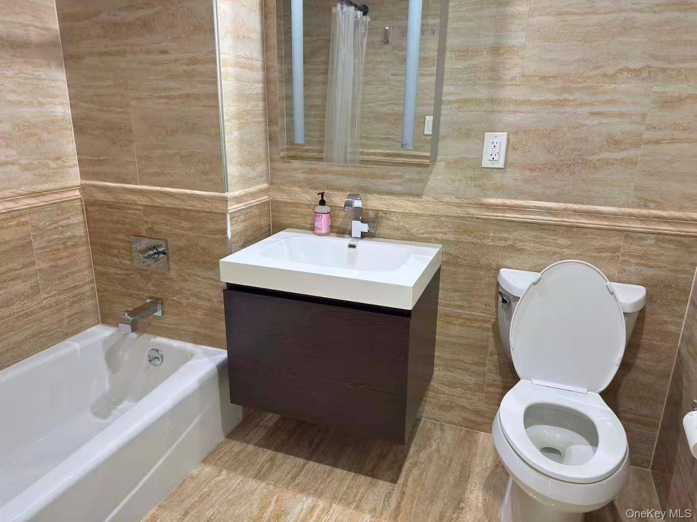 Apartamento com 2 Quartos à Venda em Flushing - Nova Iorque - EUA - 6