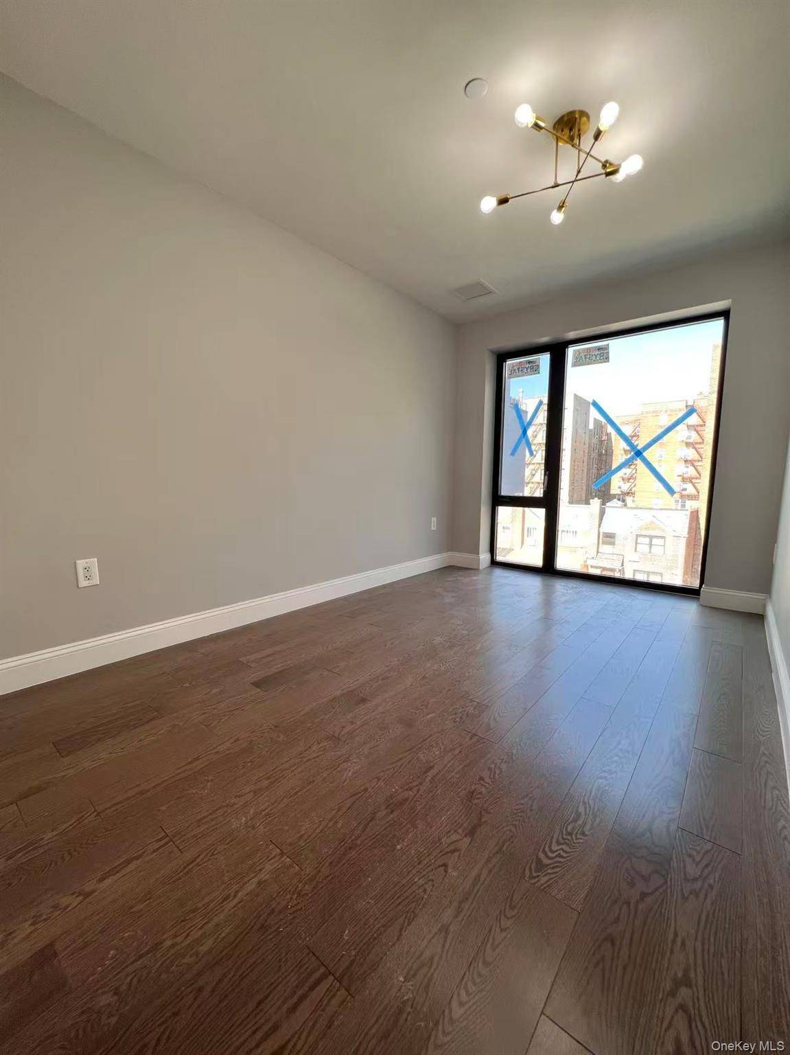 Apartamento de 2 Dormitorios en Venta en Flushing - Nueva York - EE. UU. - 3