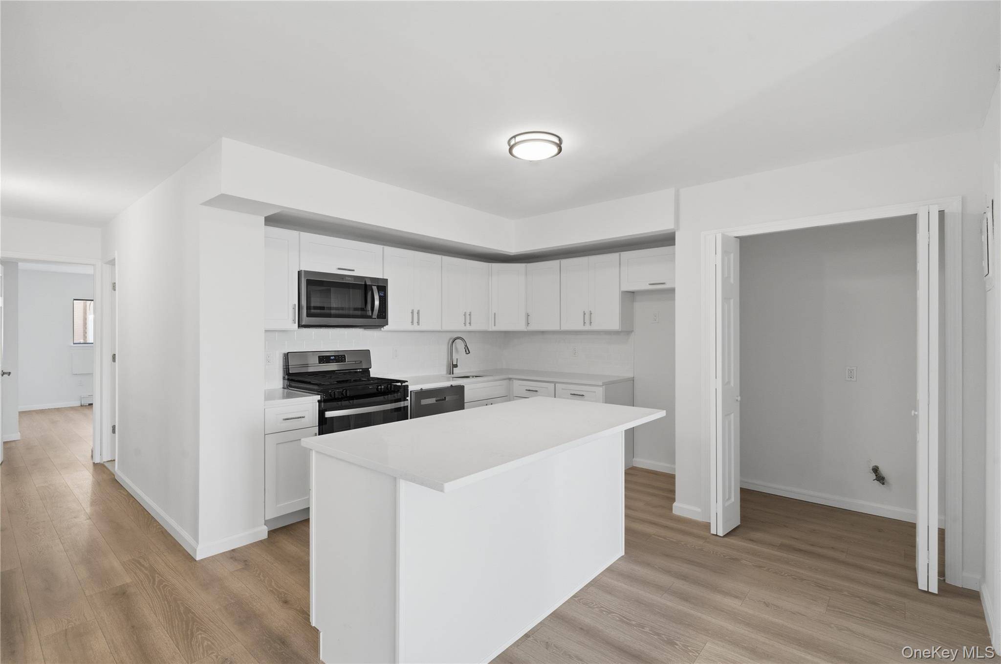 Apartamento com 2 Quartos à Venda em Flushing - Nova Iorque - EUA - 6