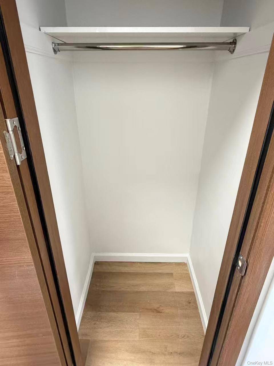 Apartamento de 2 Dormitorios en Venta en Flushing - Nueva York - EE. UU. - 4