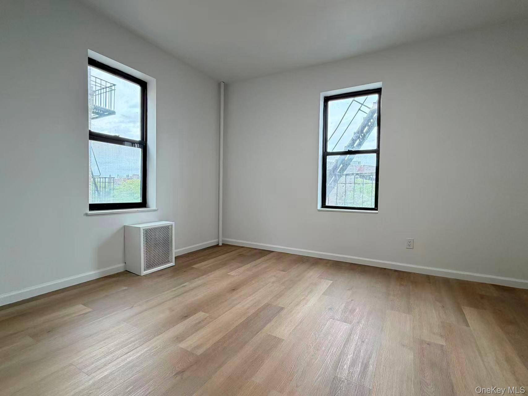 Apartamento de 2 Dormitorios en Venta en Flushing - Nueva York - EE. UU. - 7
