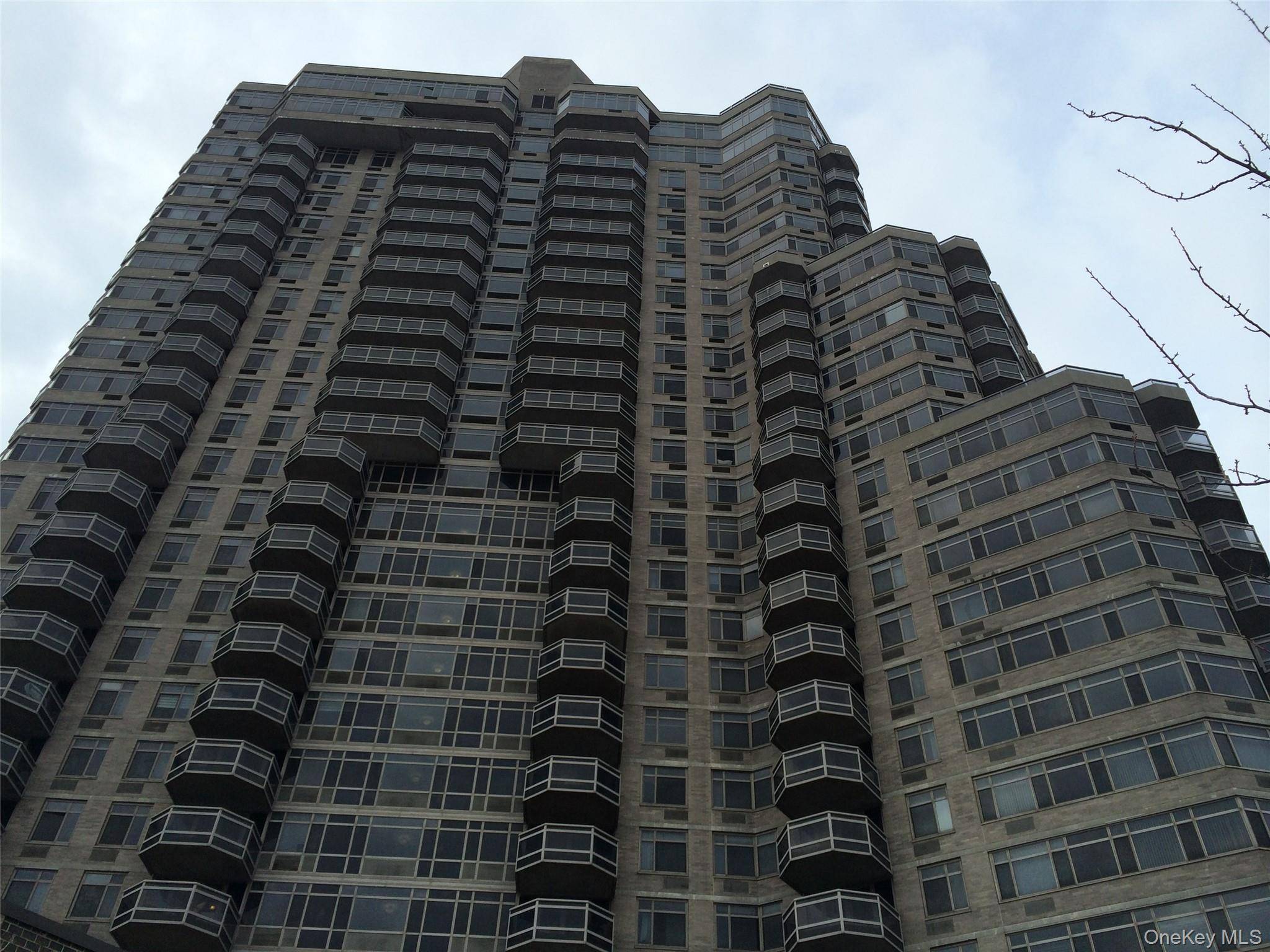 Apartamento de 2 Dormitorios en Venta en Forest Hills - Nueva York - EE. UU. - 1