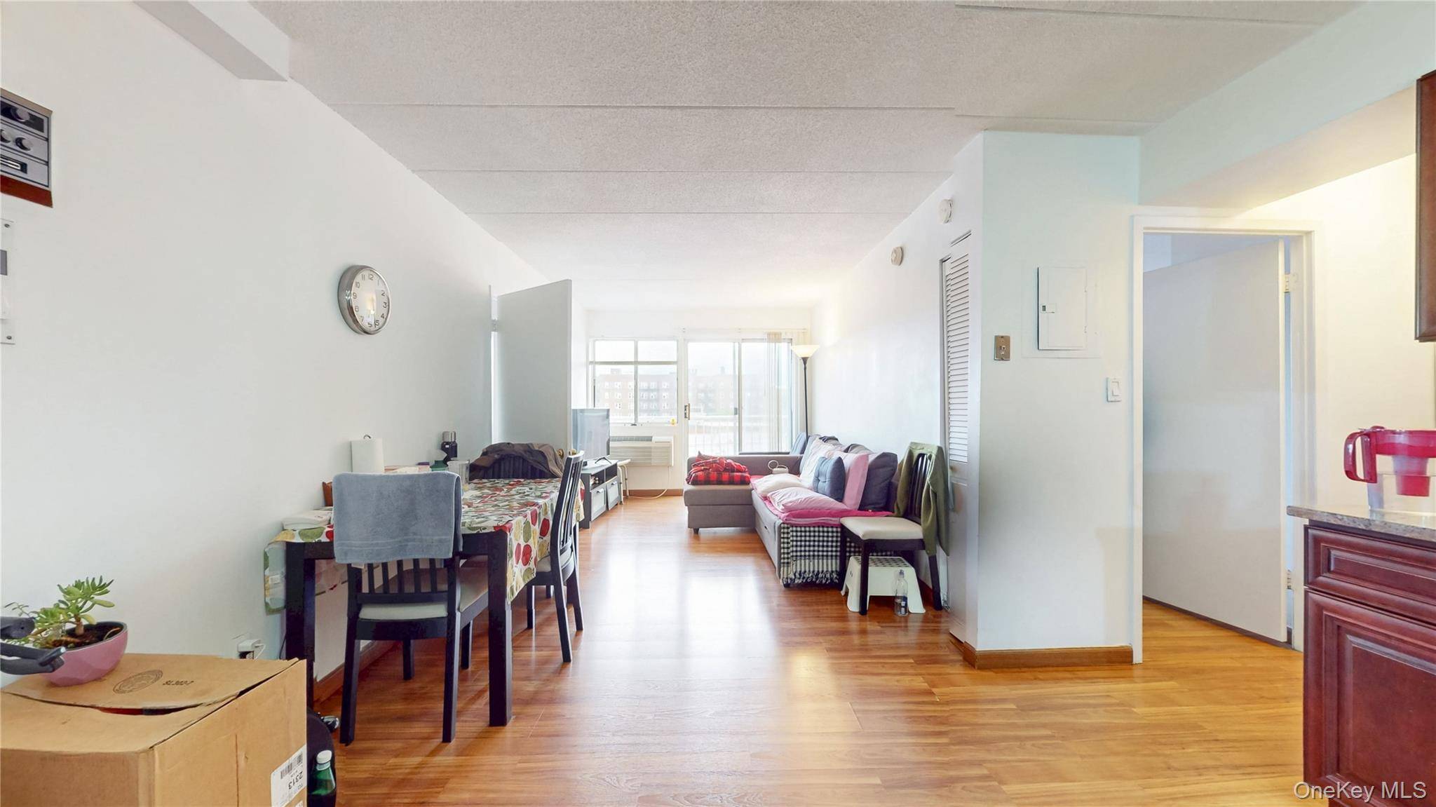Apartamento de 2 Dormitorios en Venta en Forest Hills - Nueva York - EE. UU. - 3