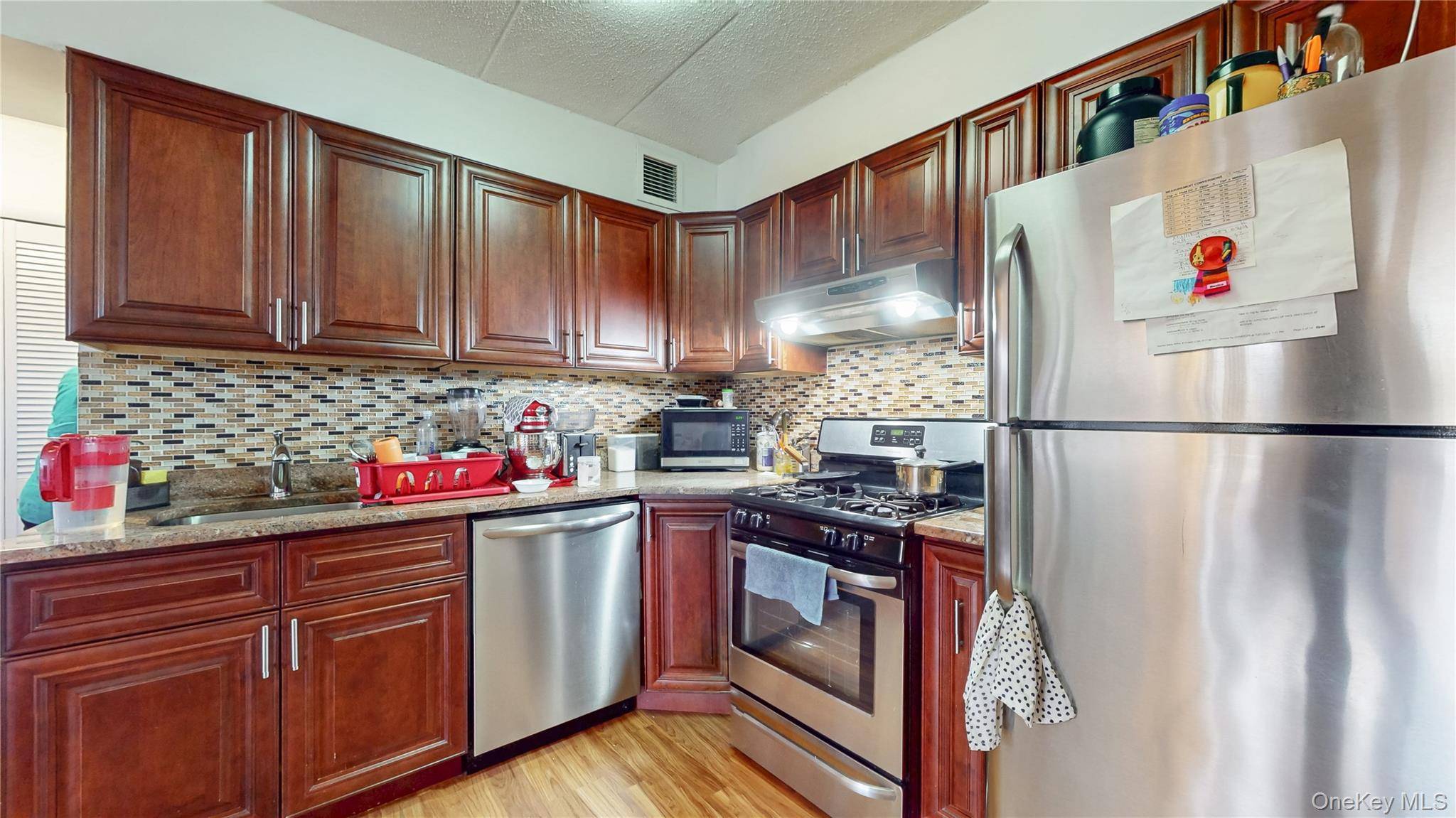 Apartamento de 2 Dormitorios en Venta en Forest Hills - Nueva York - EE. UU. - 4