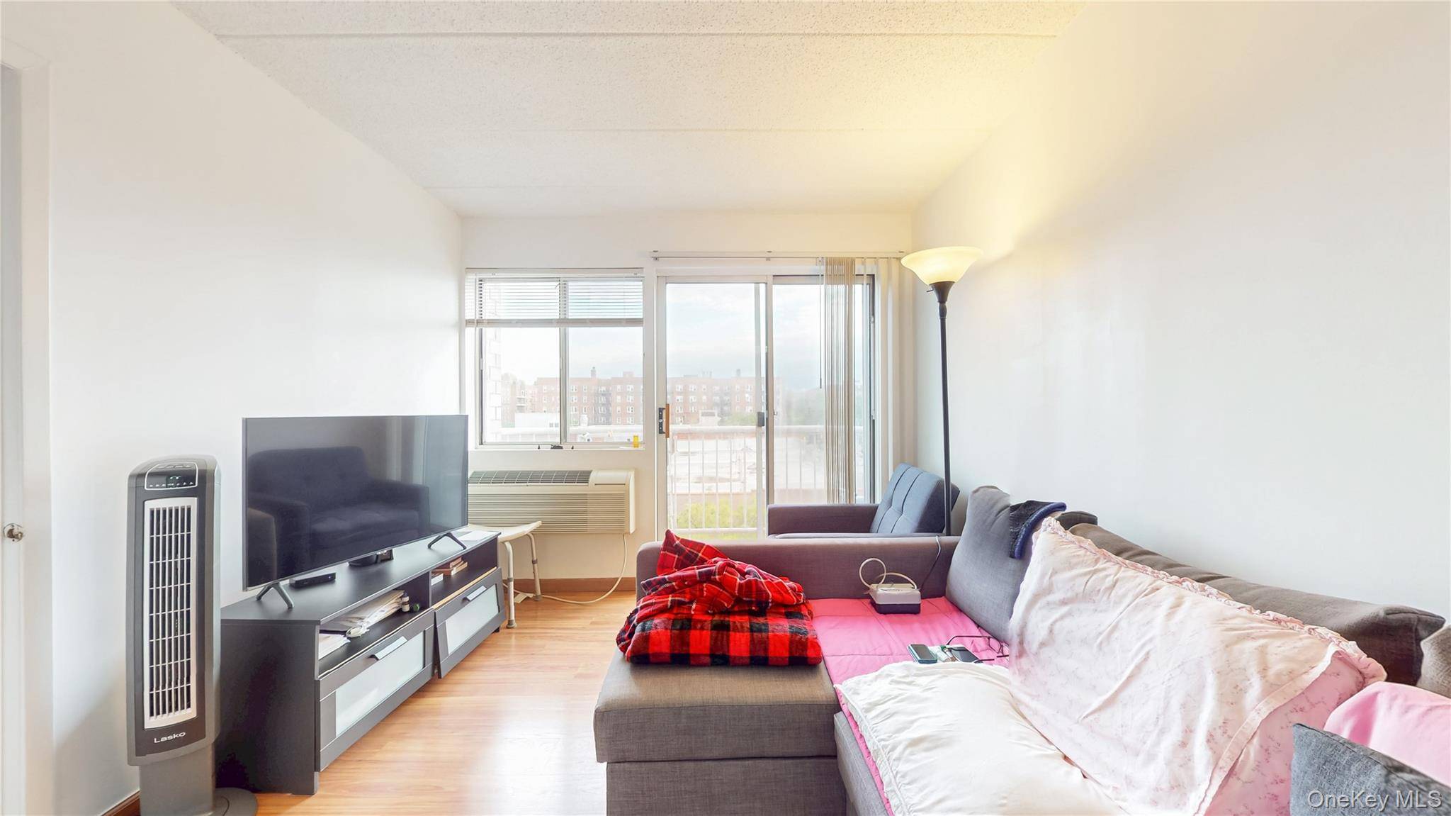 Apartamento de 2 Dormitorios en Venta en Forest Hills - Nueva York - EE. UU. - 6