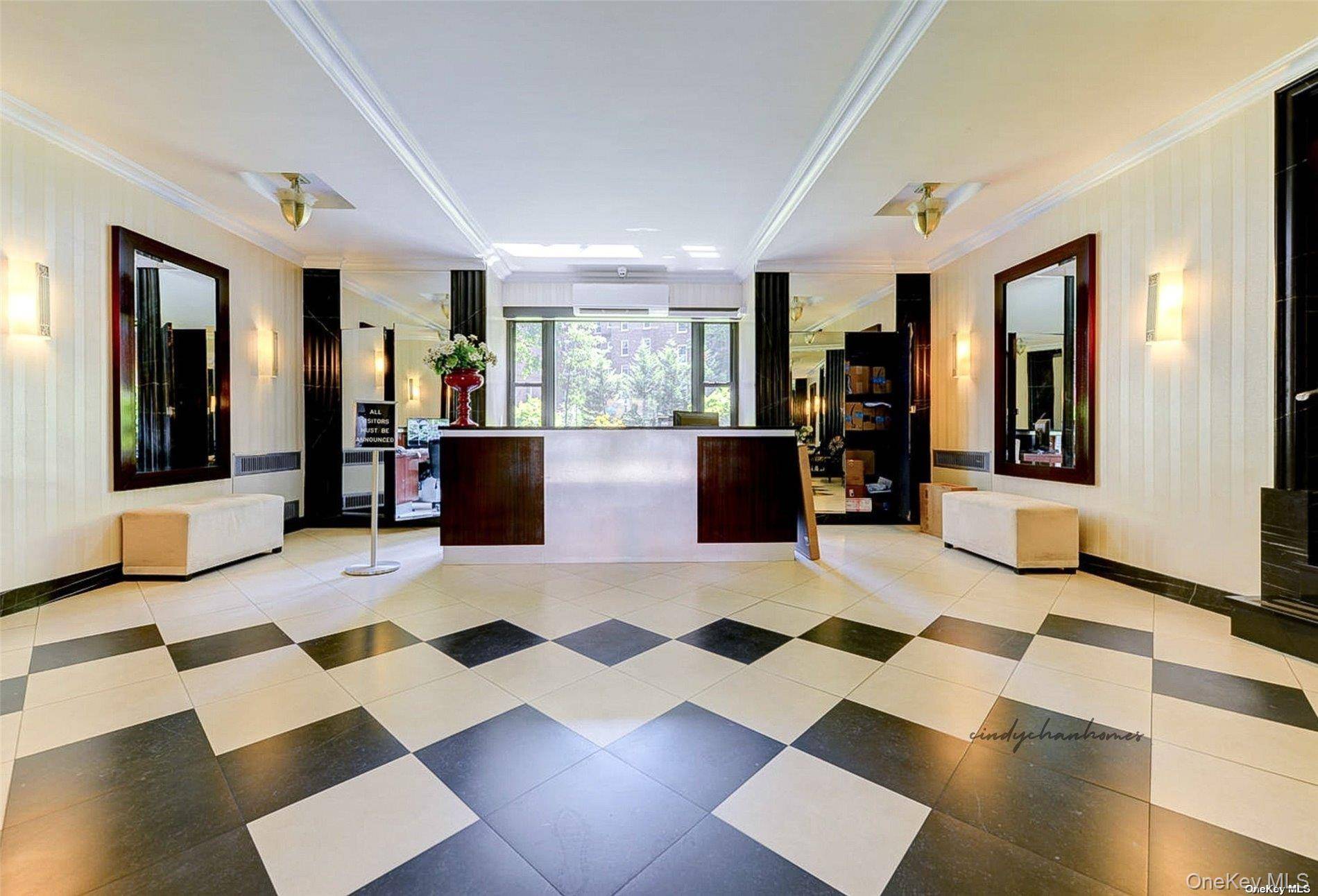 Apartamento de 2 Dormitorios en Venta en Forest Hills - Nueva York - EE. UU. - 3