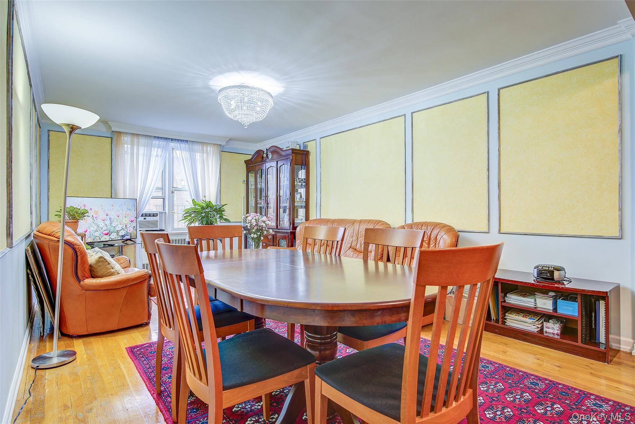 Apartamento de 2 Dormitorios en Venta en Forest Hills - Nueva York - EE. UU. - 3