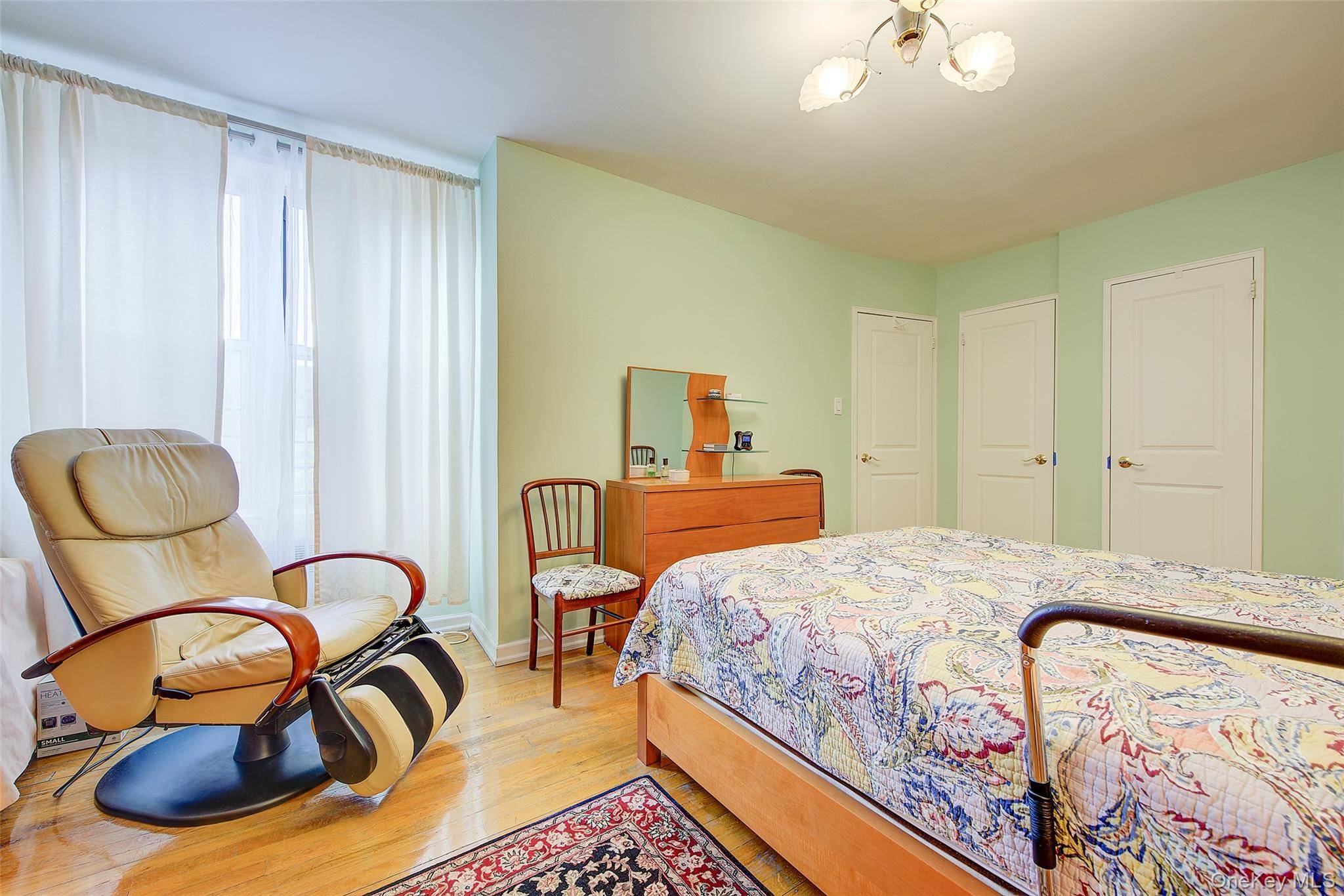 Apartamento de 2 Dormitorios en Venta en Forest Hills - Nueva York - EE. UU. - 7