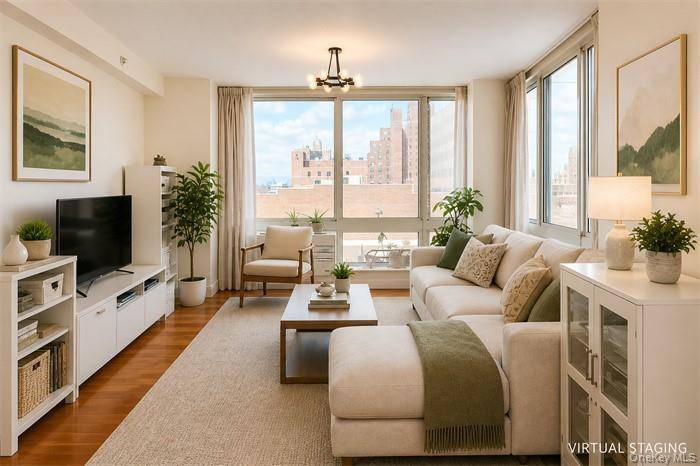 Apartamento com 2 Quartos à Venda em Forest Hills - Nova Iorque - EUA - 1