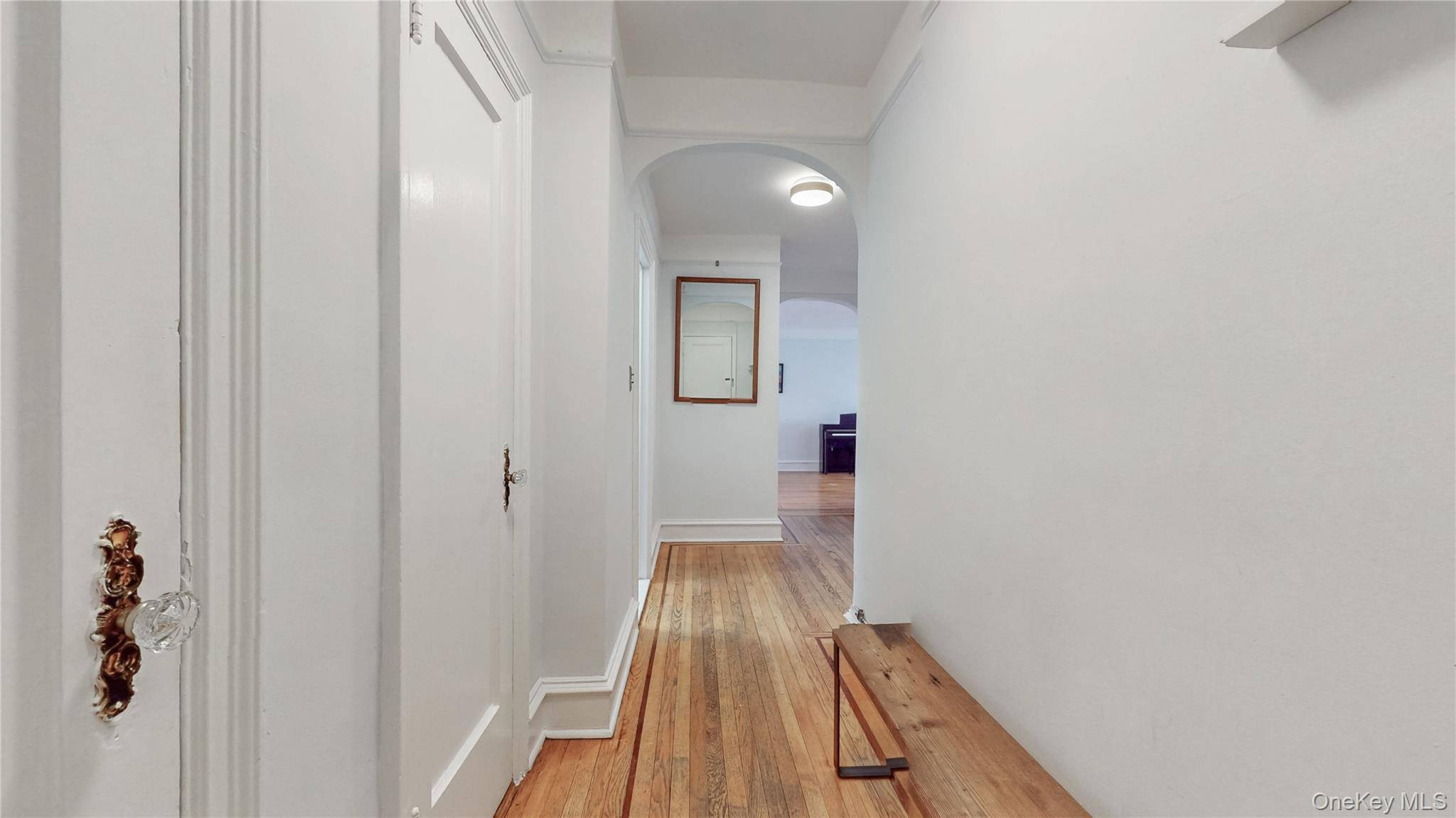 Apartamento de 2 Dormitorios en Venta en Forest Hills - Nueva York - EE. UU. - 3
