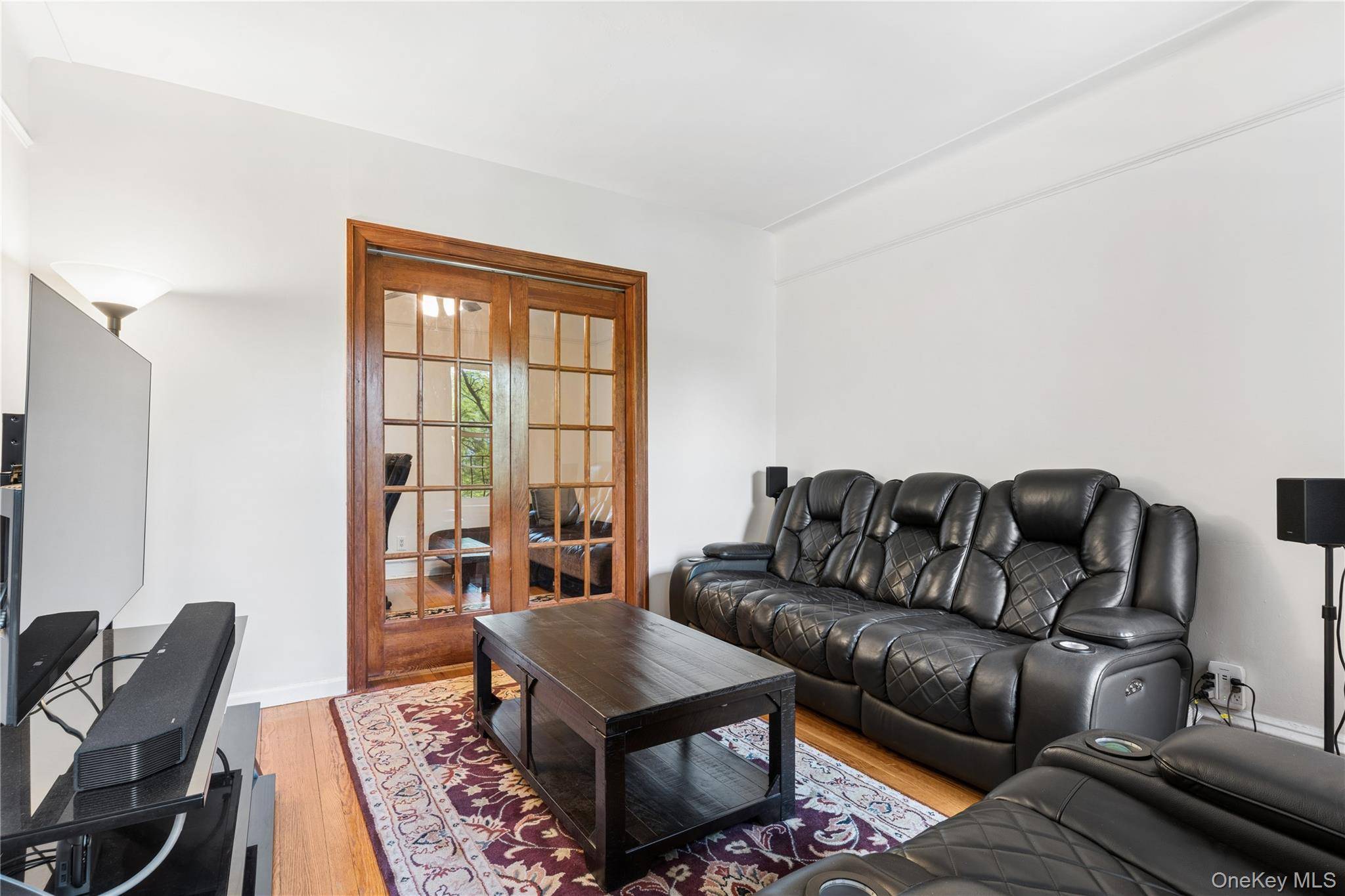 Apartamento de 2 Dormitorios en Venta en Forest Hills - Nueva York - EE. UU. - 2
