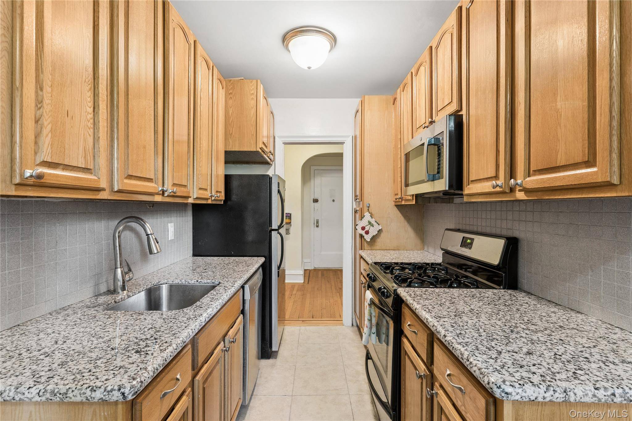 Apartamento de 2 Dormitorios en Venta en Forest Hills - Nueva York - EE. UU. - 5