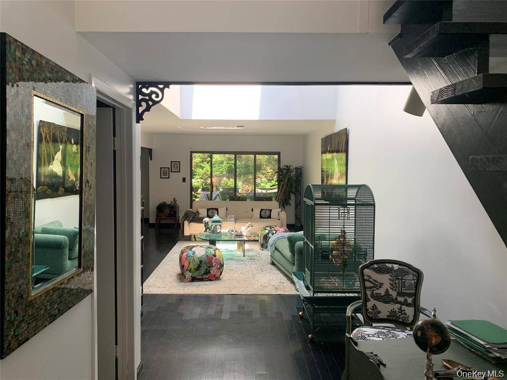 Apartamento de 2 Dormitorios en Venta en Glen Head, Nueva York, EE. UU. - 3