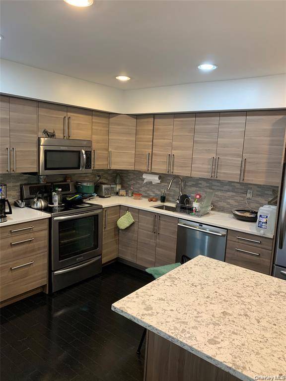 Apartamento de 2 Dormitorios en Venta en Glen Head, Nueva York, EE. UU. - 6