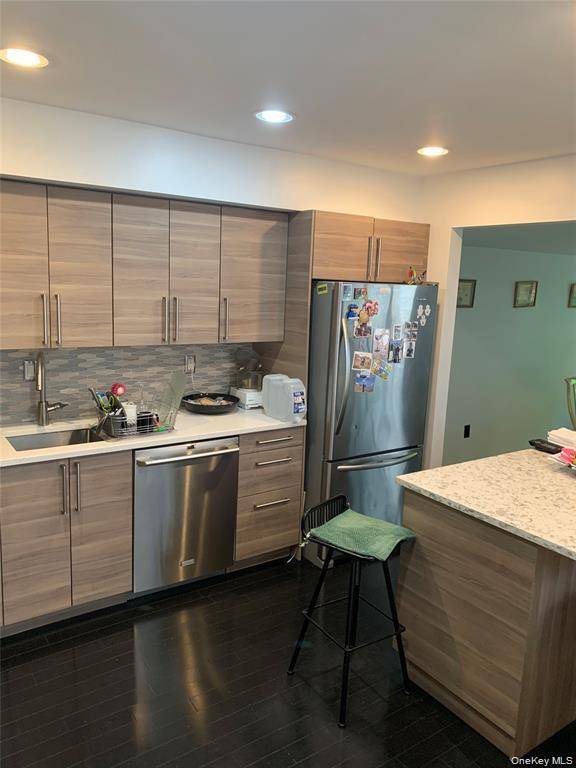 Apartamento de 2 Dormitorios en Venta en Glen Head, Nueva York, EE. UU. - 7