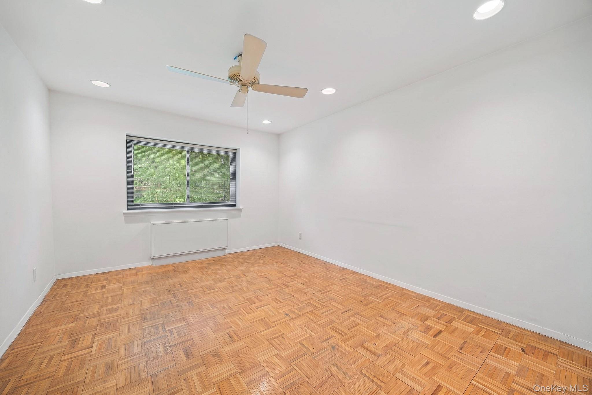 Apartamento com 2 Quartos à Venda em Great Neck - Nova Iorque - EUA - 8