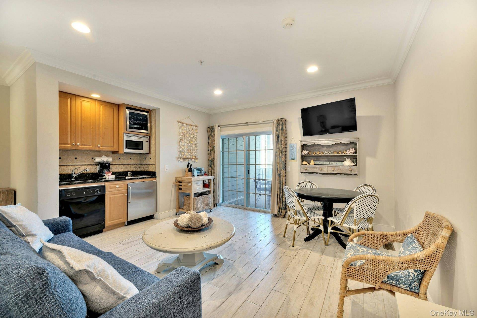 Appartement de 2 Chambres à Vendre à Greenport, New York, États-Unis - 4