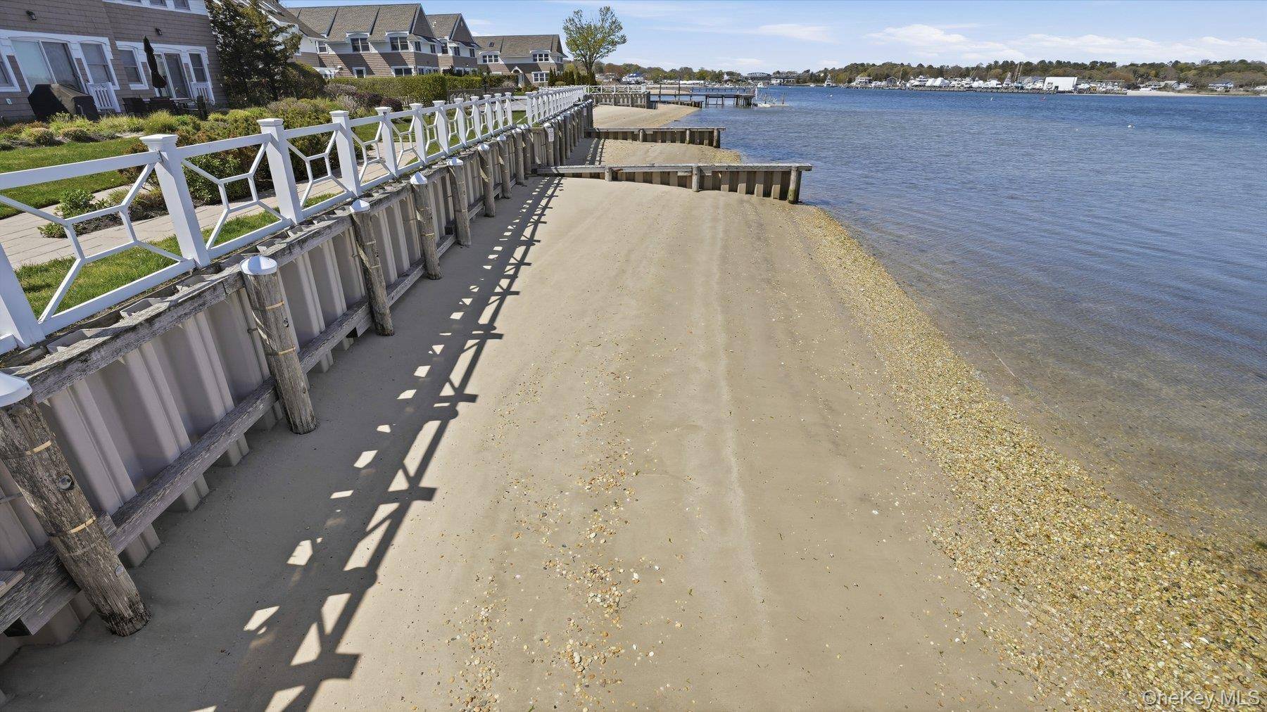 Apartamento com 2 Quartos à Venda em Hampton Bays - Nova Iorque - EUA - 5