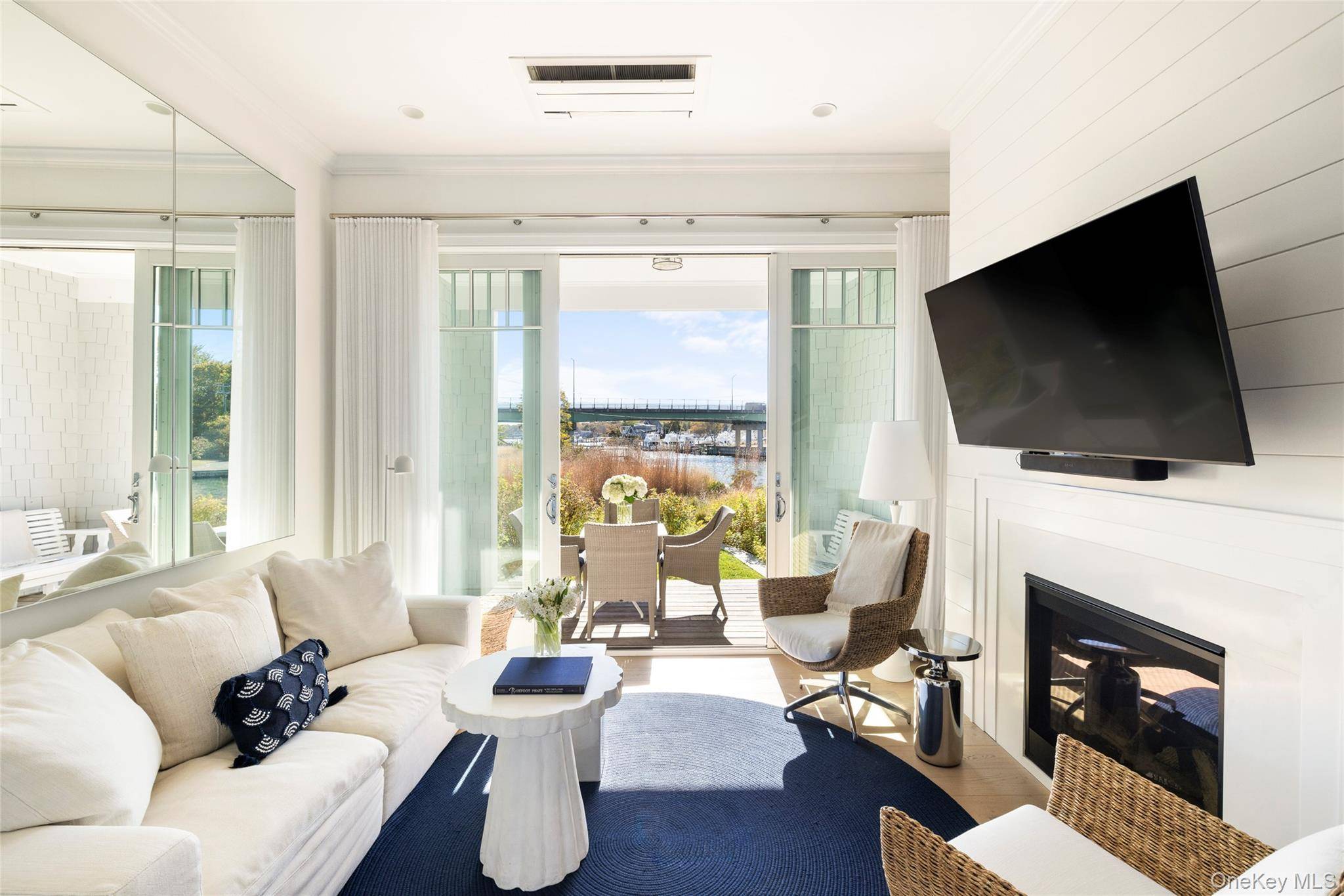 Apartamento de 2 Dormitorios en Venta en Hampton Bays - Nueva York - EE. UU. - 6